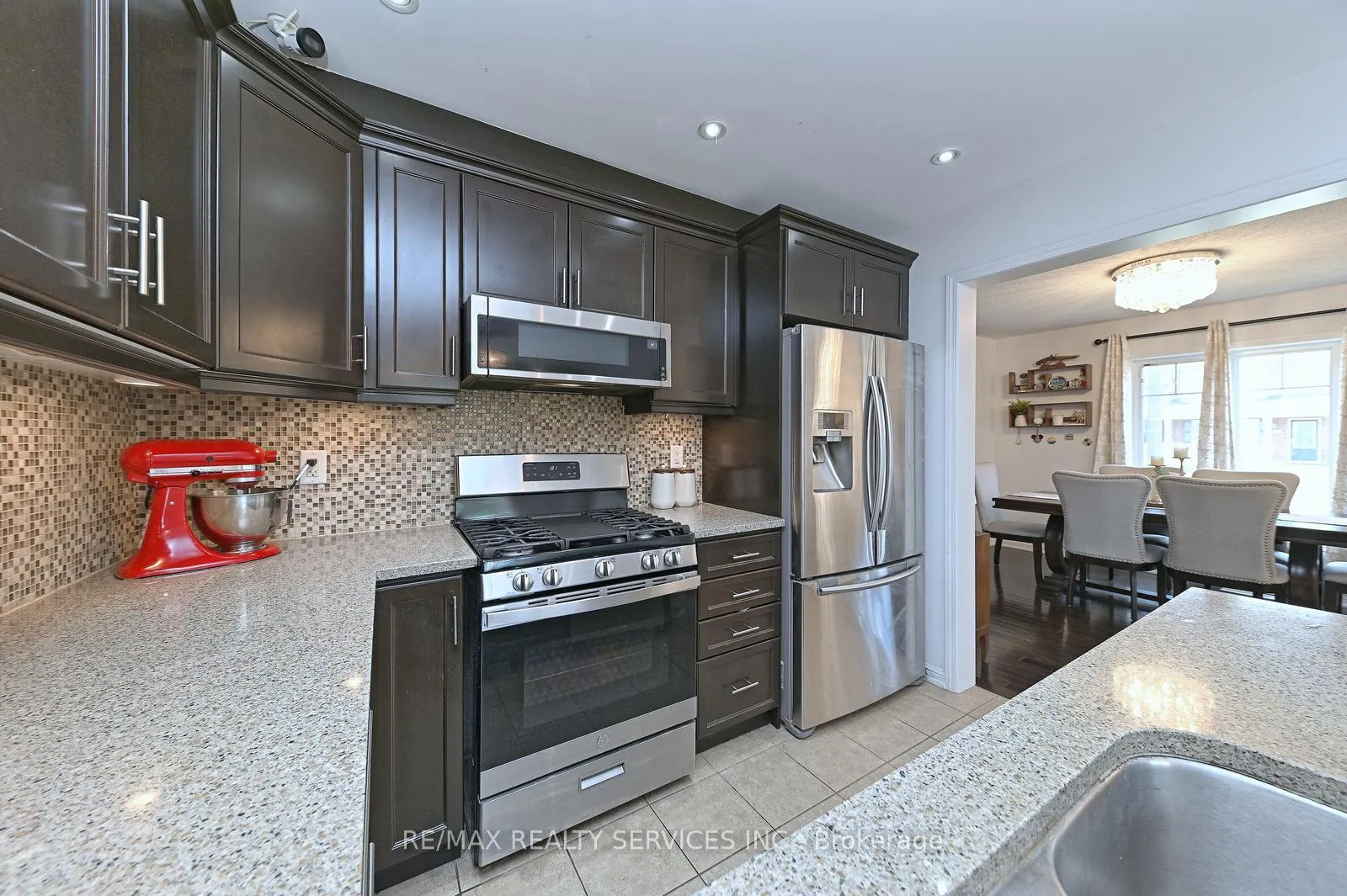 Photo 19 of 58 Veterans Drive, Brampton, Northwest Brampton — HOMEH