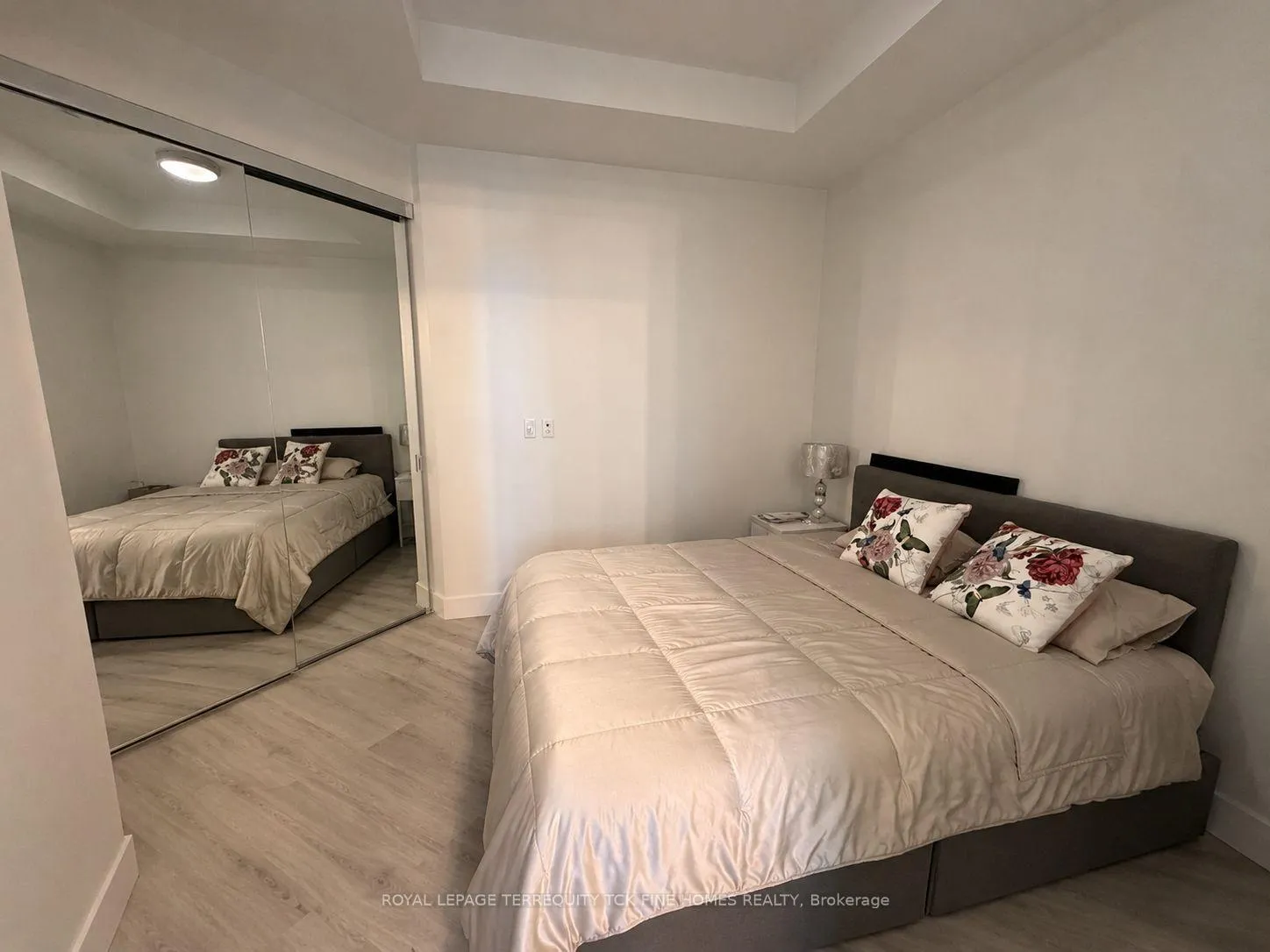 Photo 10 of Unit 920, 1 Edgewater Drive, Toronto, Waterfront Communities — HOMEH