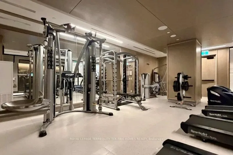Photo 16 of Unit 920, 1 Edgewater Drive, Toronto, Waterfront Communities — HOMEH