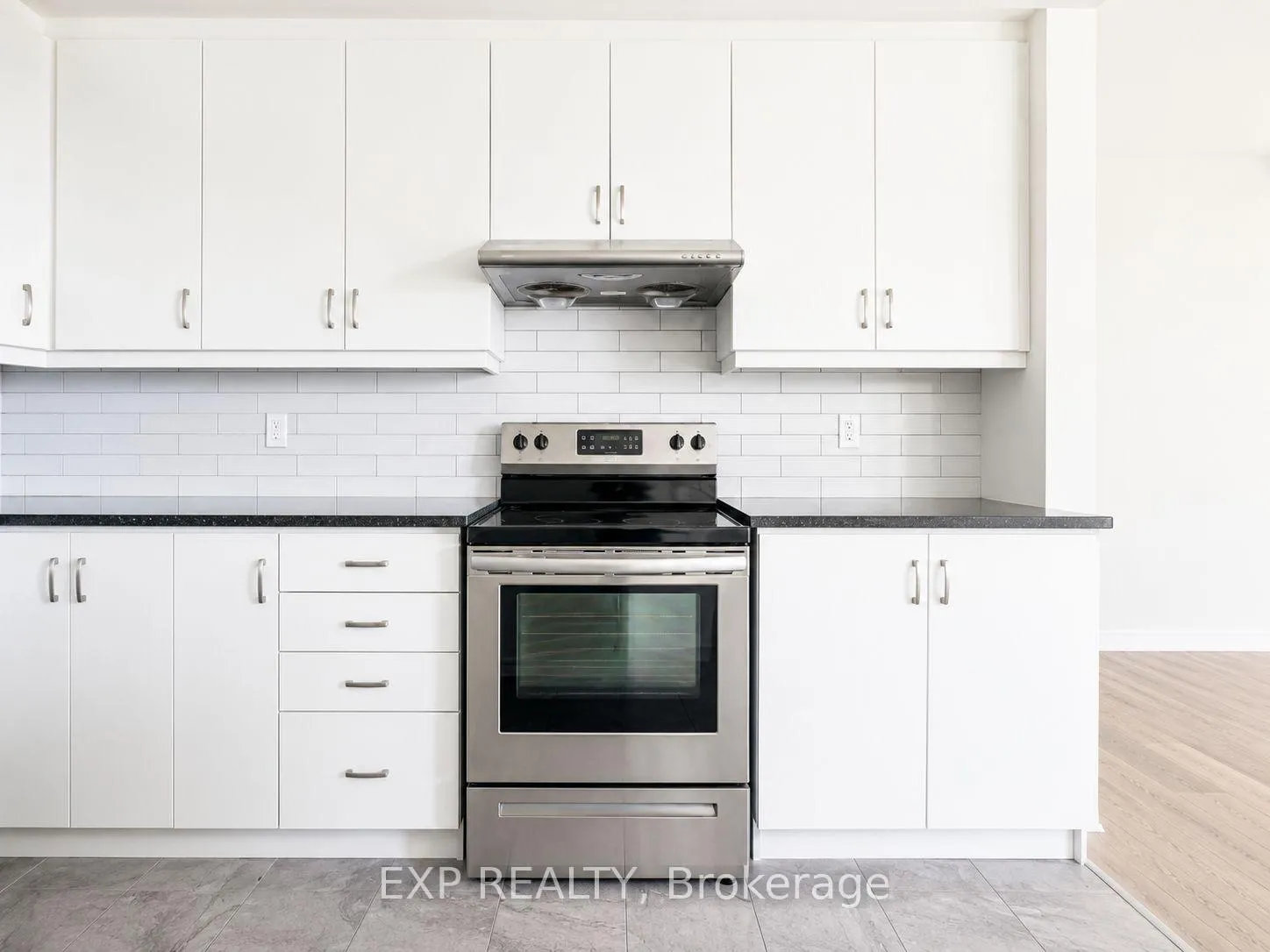 Photo 5 of 374 Arthur Bonner Avenue, Markham, Cornell — HOMEH