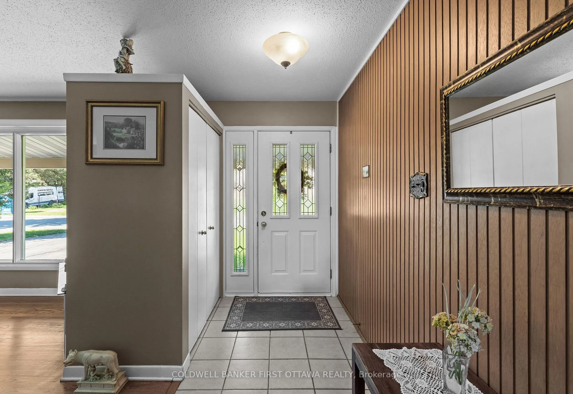 Photo 6 of 49 Higwood Drive, Ottawa, City View/Skyline/Fisher Heights/Parkwood Hills — HOMEH