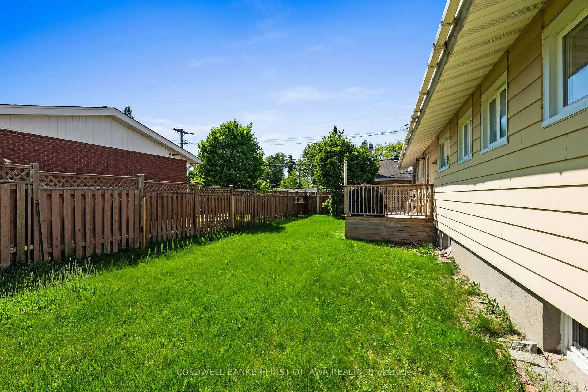 Photo 37 of 49 Higwood Drive, Ottawa, City View/Skyline/Fisher Heights/Parkwood Hills — HOMEH