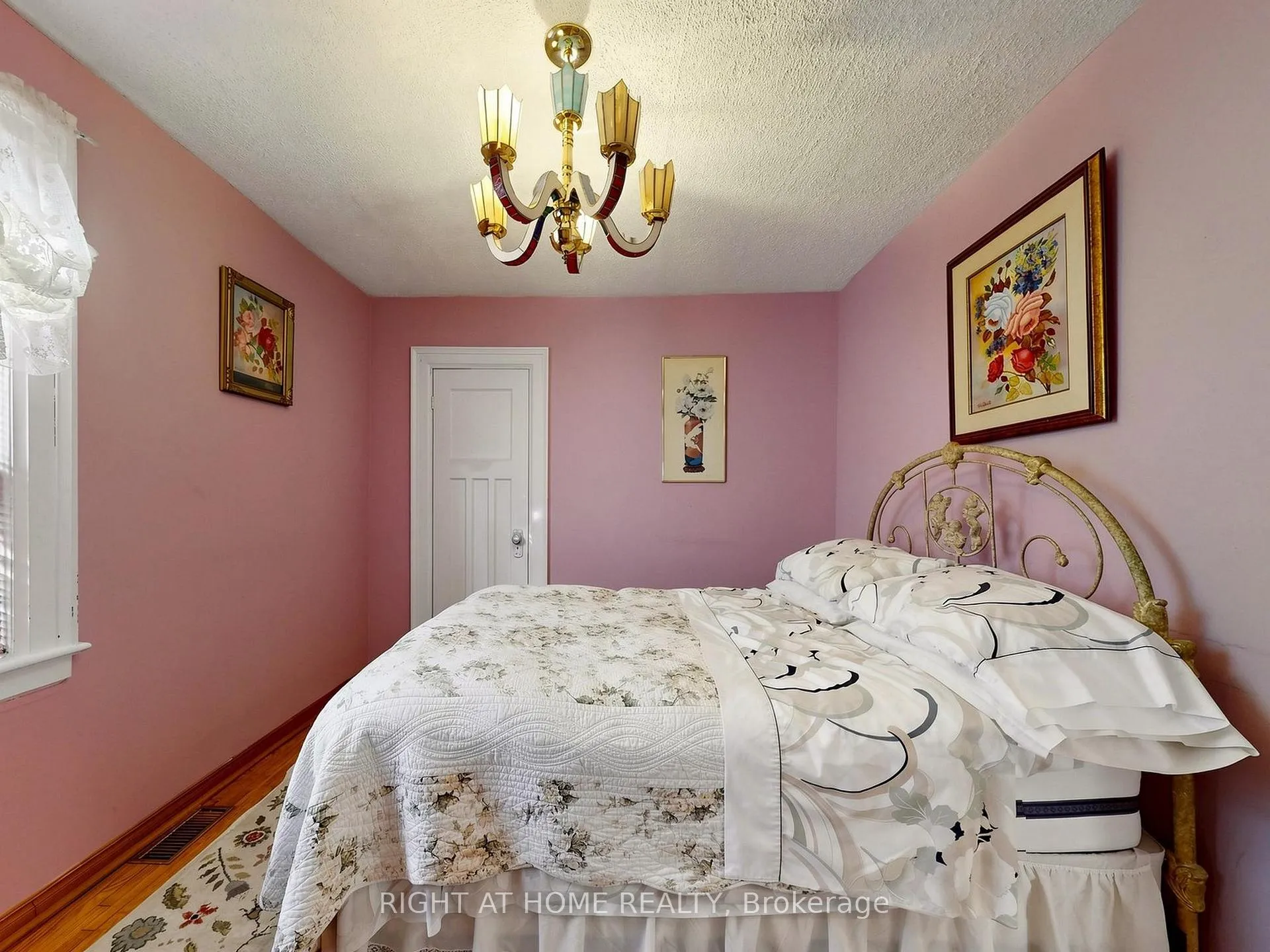 Photo 24 of 86 Caithness Avenue, Toronto, Danforth — HOMEH