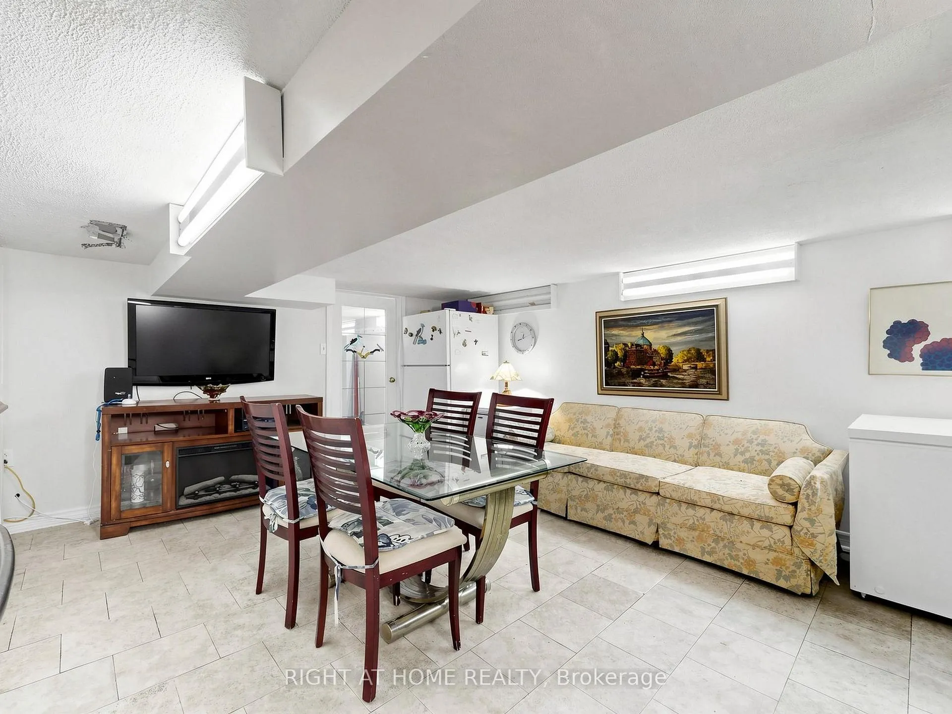 Photo 30 of 86 Caithness Avenue, Toronto, Danforth — HOMEH