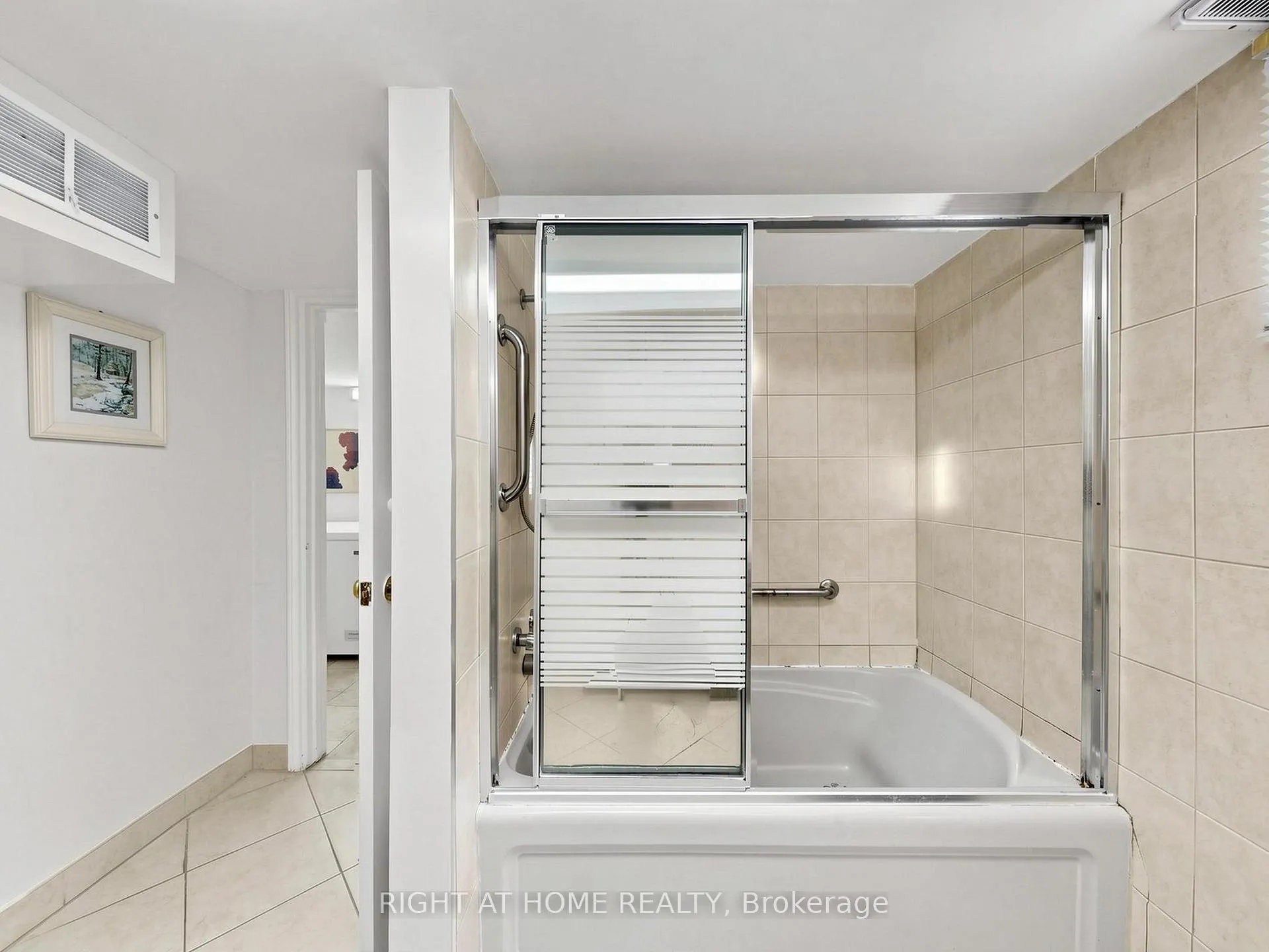 Photo 33 of 86 Caithness Avenue, Toronto, Danforth — HOMEH