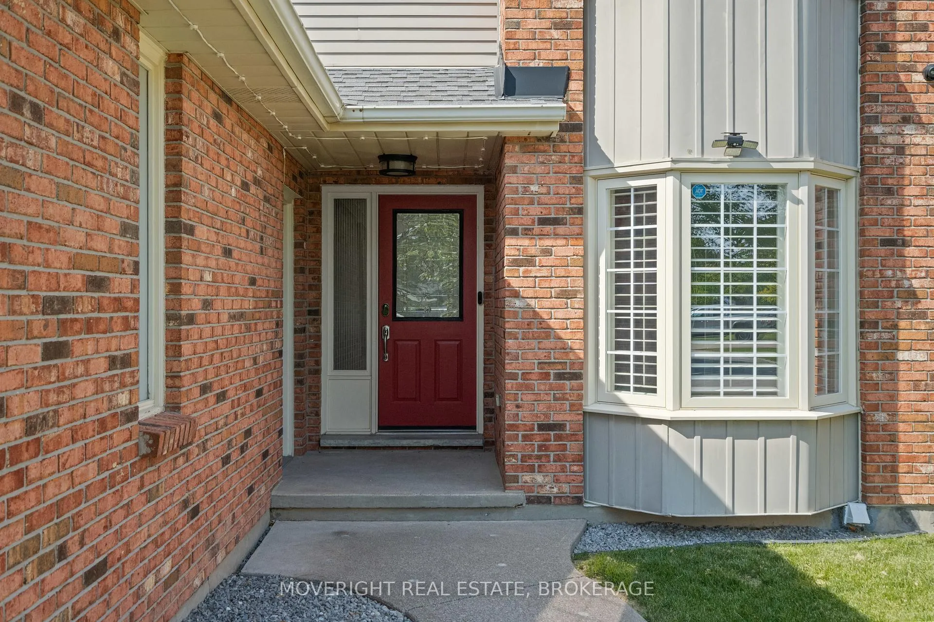 Photo 4 of 10 Squires Gate, St. Catharines, Secord Woods — HOMEH