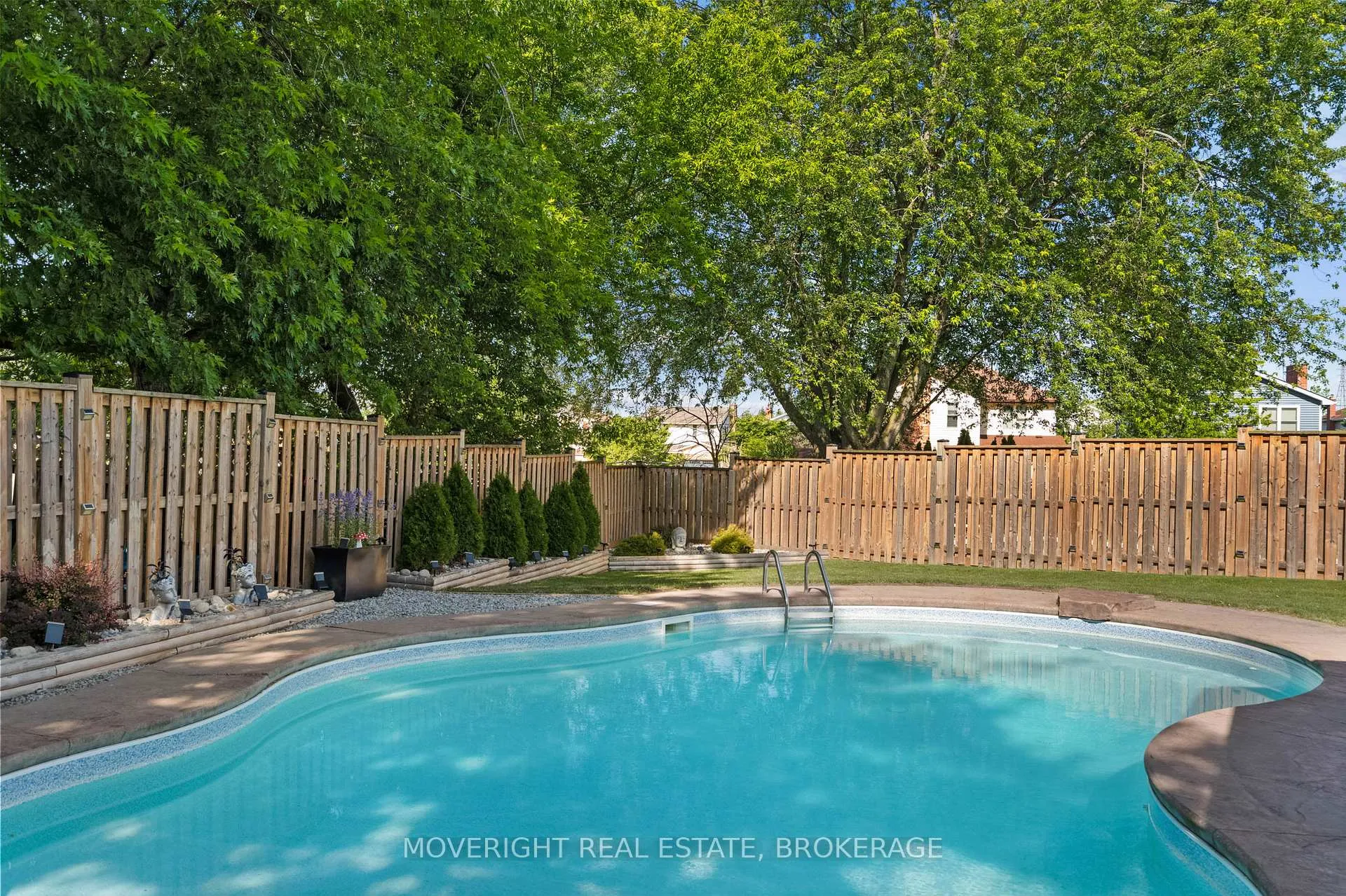 Photo 9 of 10 Squires Gate, St. Catharines, Secord Woods — HOMEH