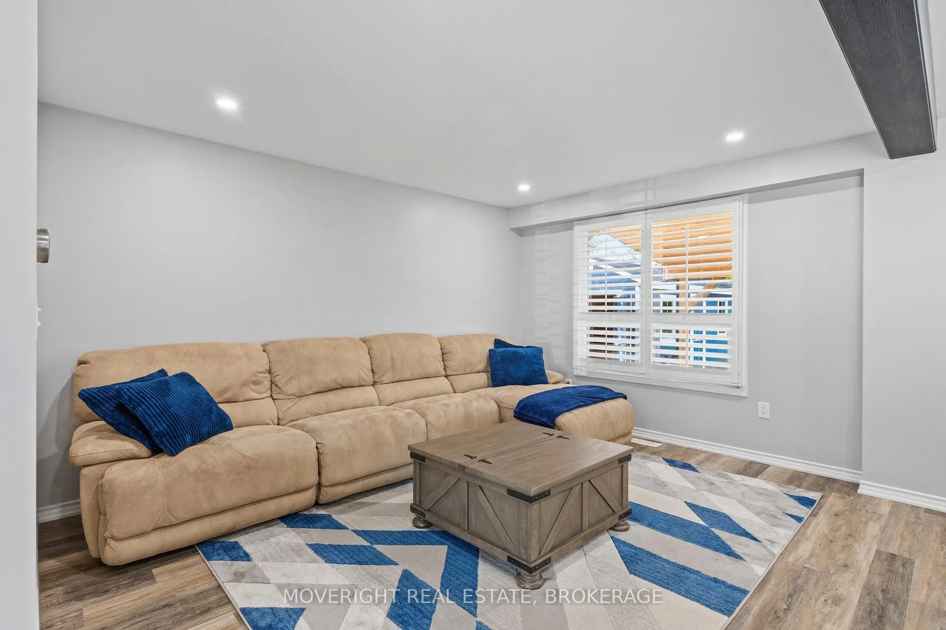 Photo 23 of 10 Squires Gate, St. Catharines, Secord Woods — HOMEH
