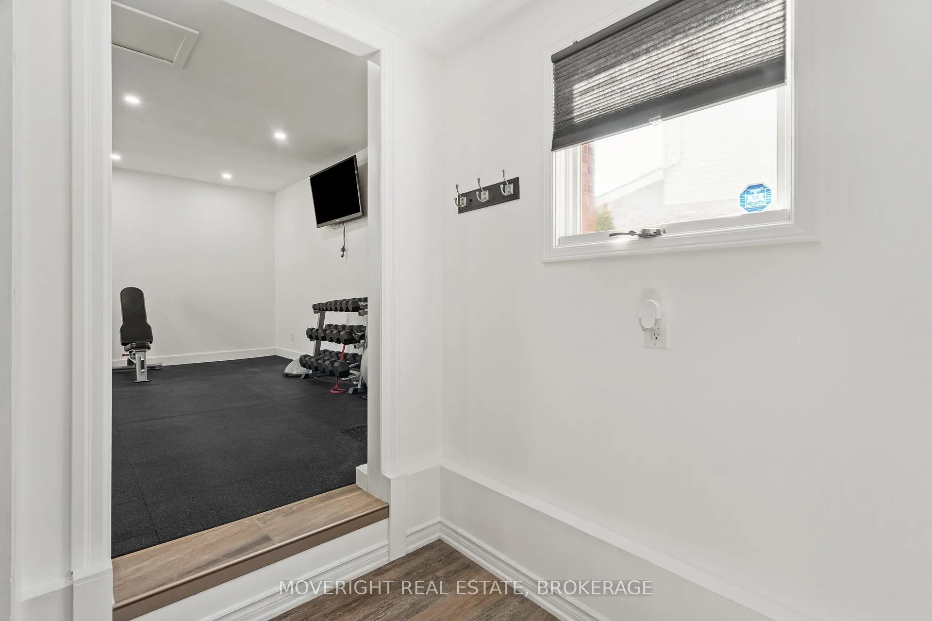 Photo 26 of 10 Squires Gate, St. Catharines, Secord Woods — HOMEH
