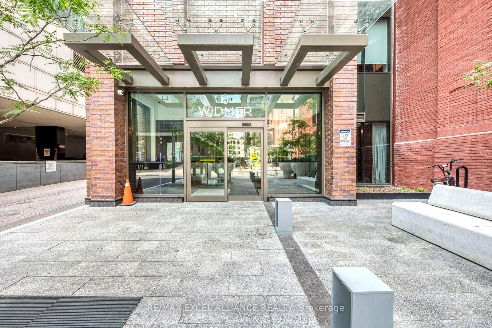 Photo 2 of Unit 3107, 8 Widmer Street, Toronto, Waterfront Communities — HOMEH