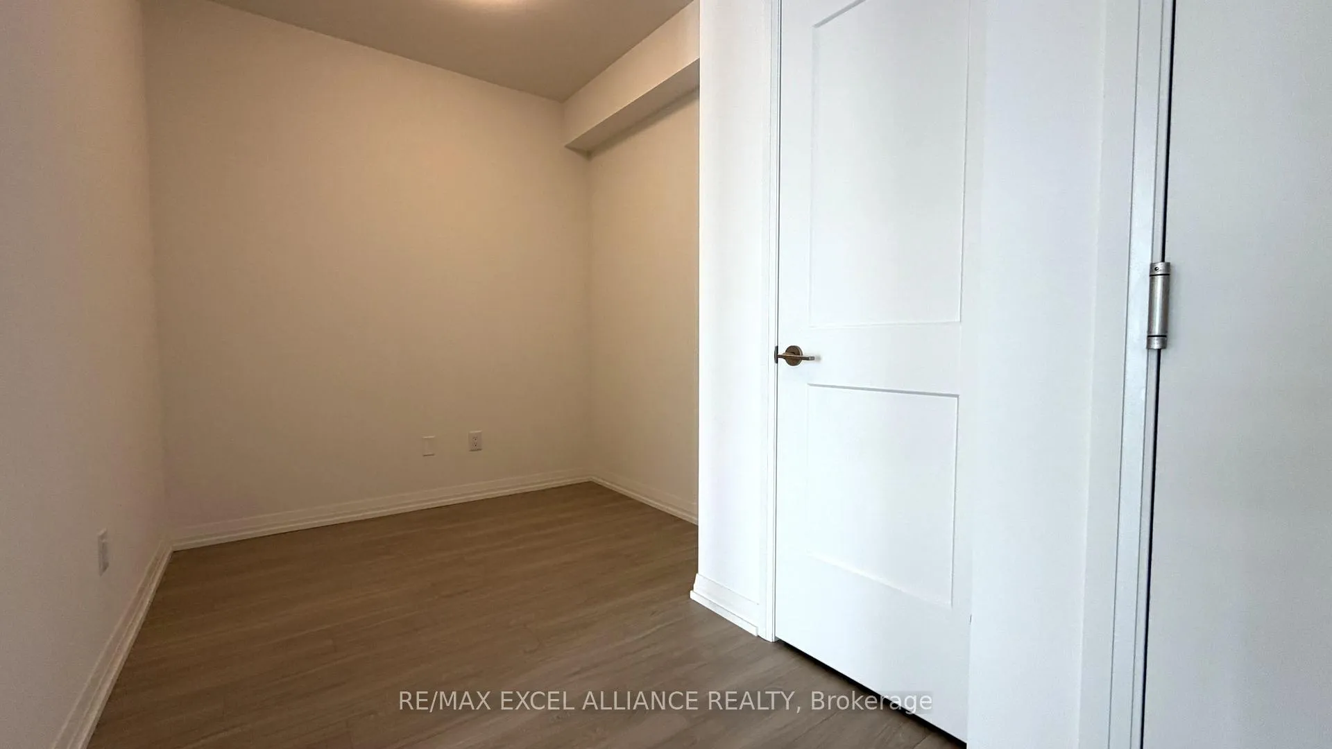 Photo 11 of Unit 3107, 8 Widmer Street, Toronto, Waterfront Communities — HOMEH