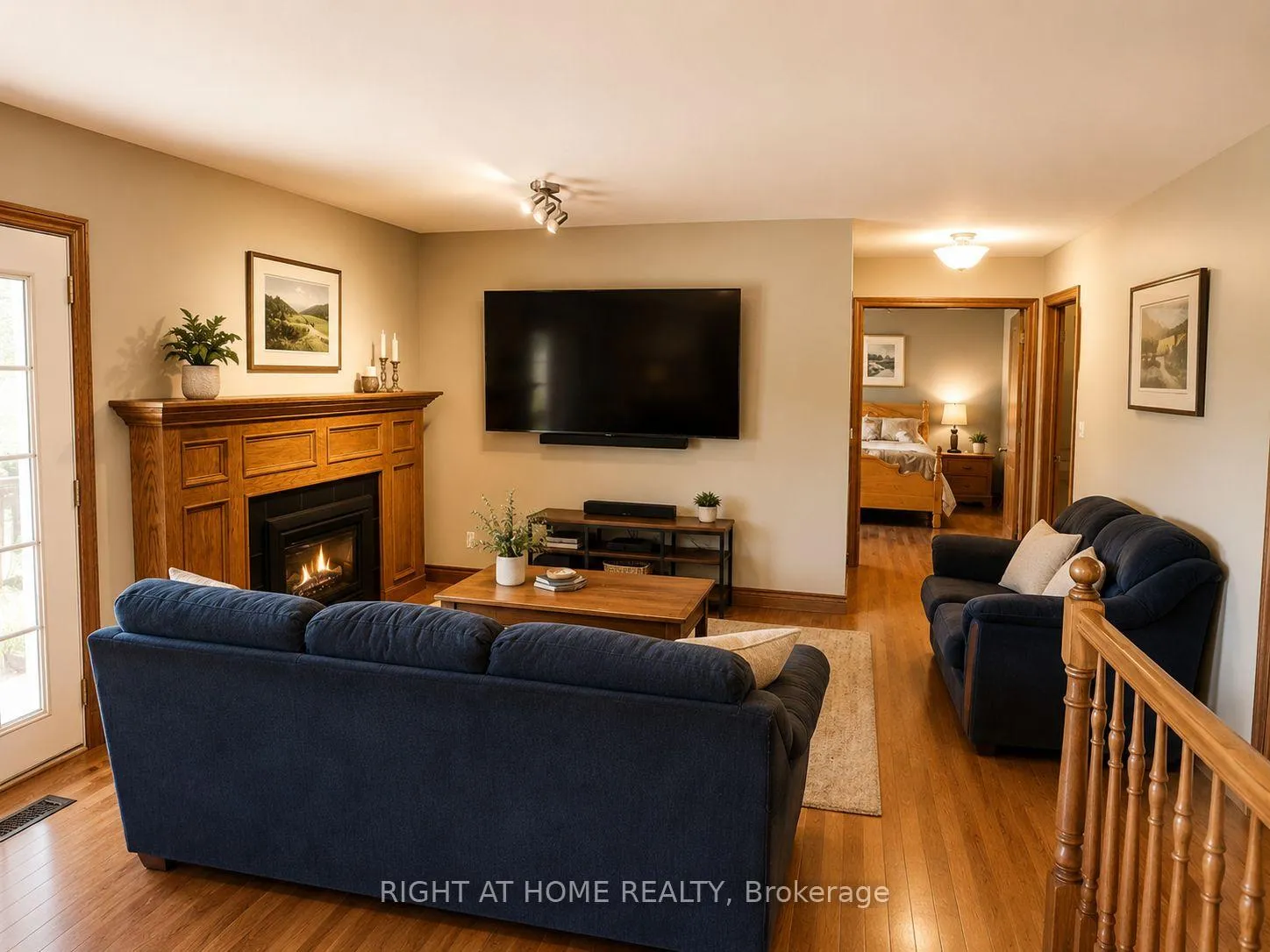 Photo 31 of 8350 Young Street, Grimsby, Grimsby Escarpment — HOMEH