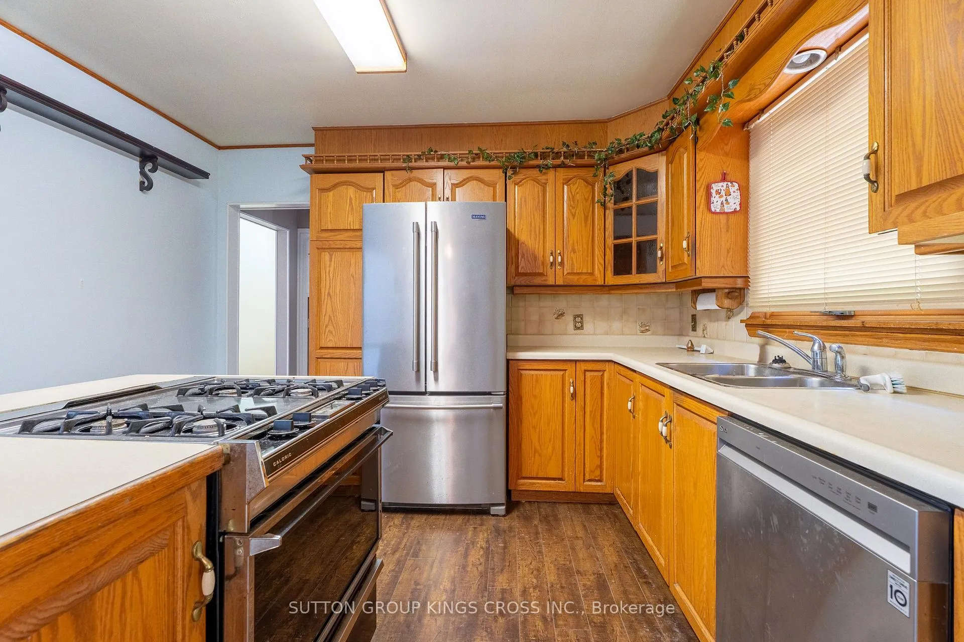 Photo 9 of 23 Redbud Drive, Chatham-Kent, SW — HOMEH