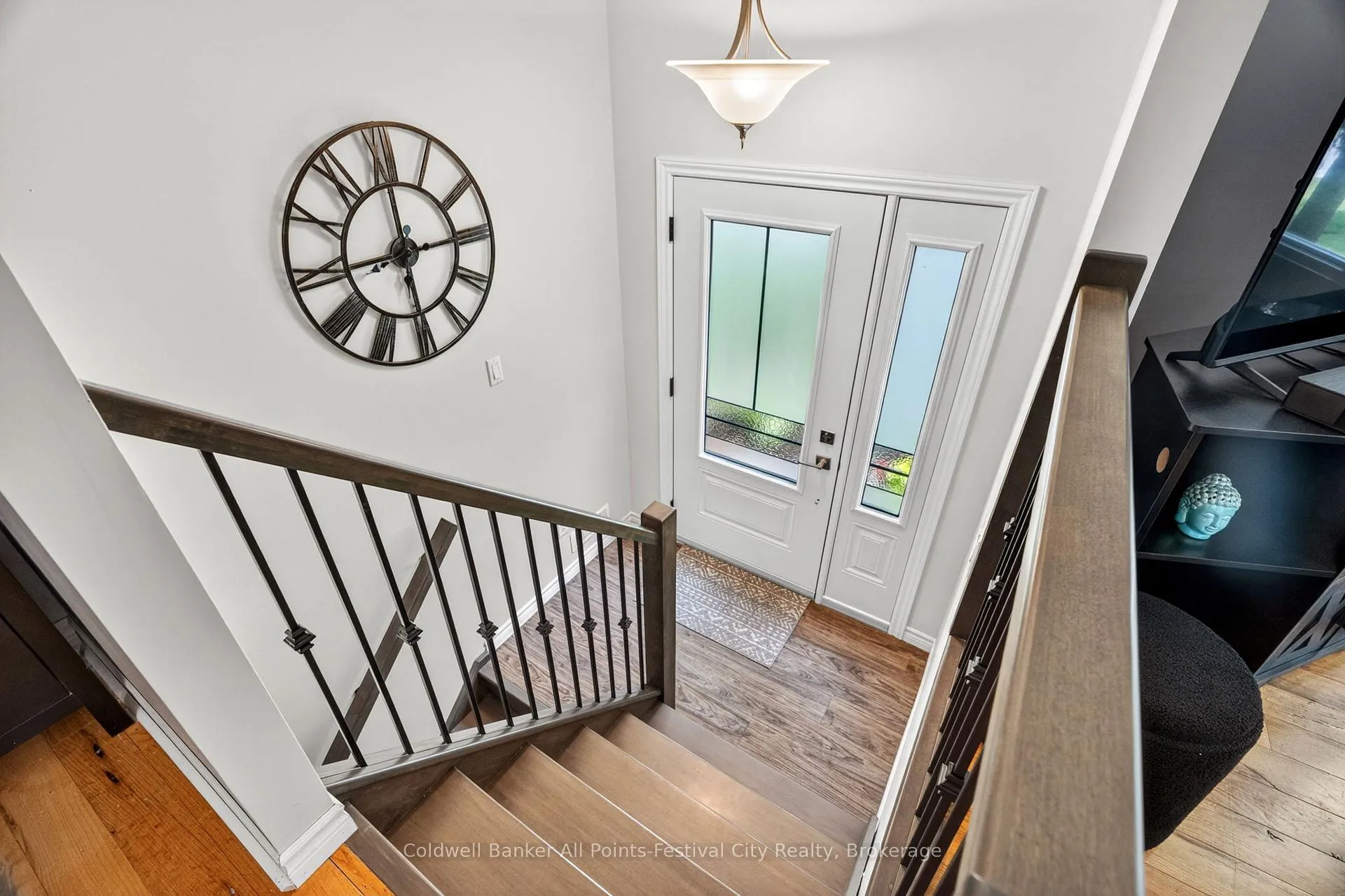 Photo 5 of 398 Townsend Street, Central Huron, Clinton — HOMEH