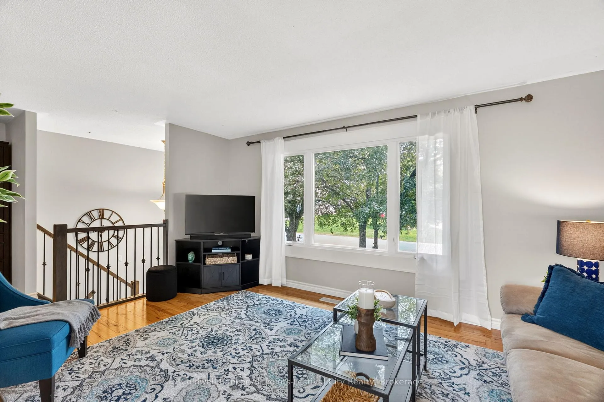 Photo 8 of 398 Townsend Street, Central Huron, Clinton — HOMEH