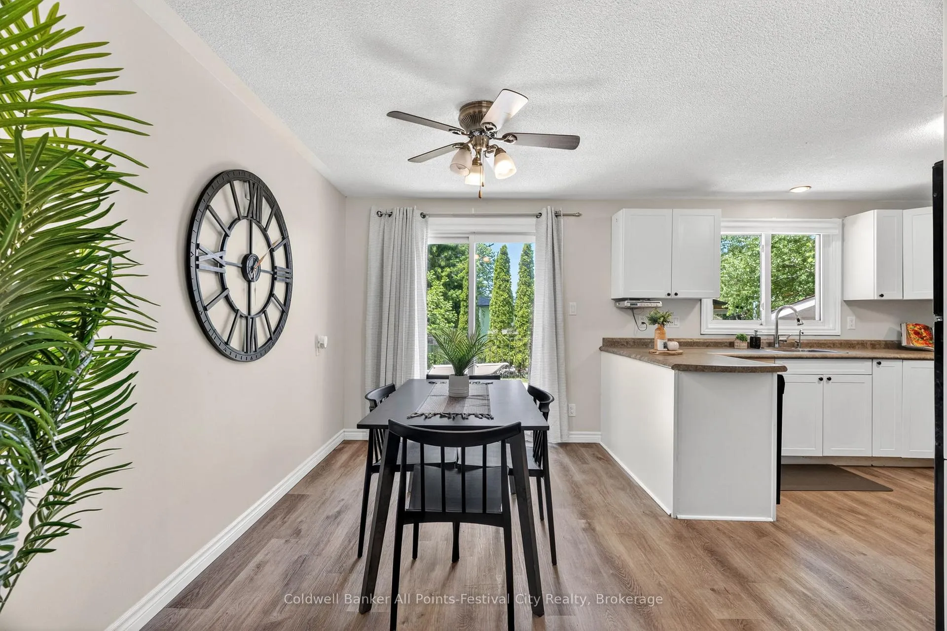 Photo 9 of 398 Townsend Street, Central Huron, Clinton — HOMEH