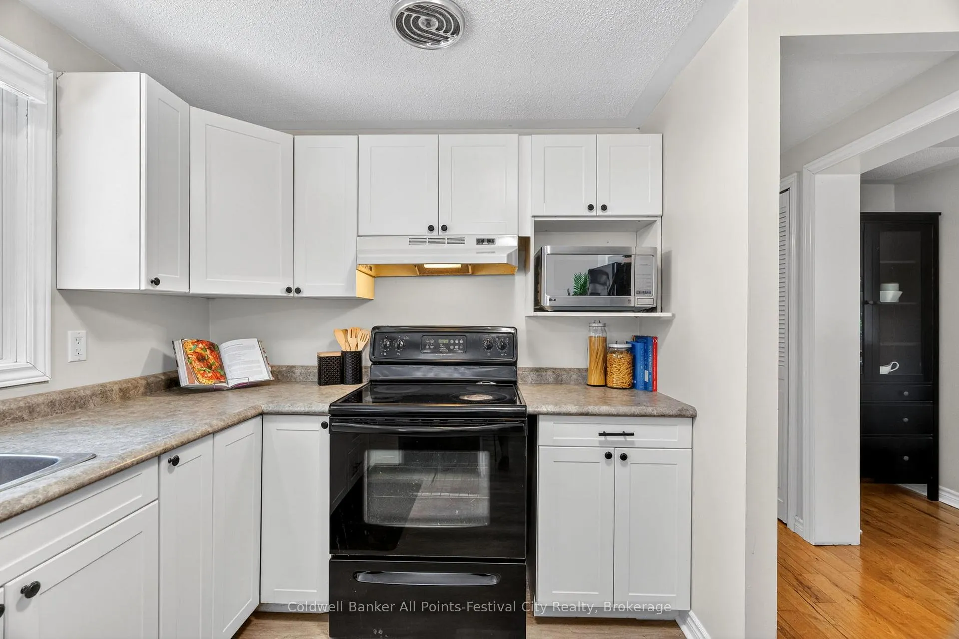 Photo 14 of 398 Townsend Street, Central Huron, Clinton — HOMEH
