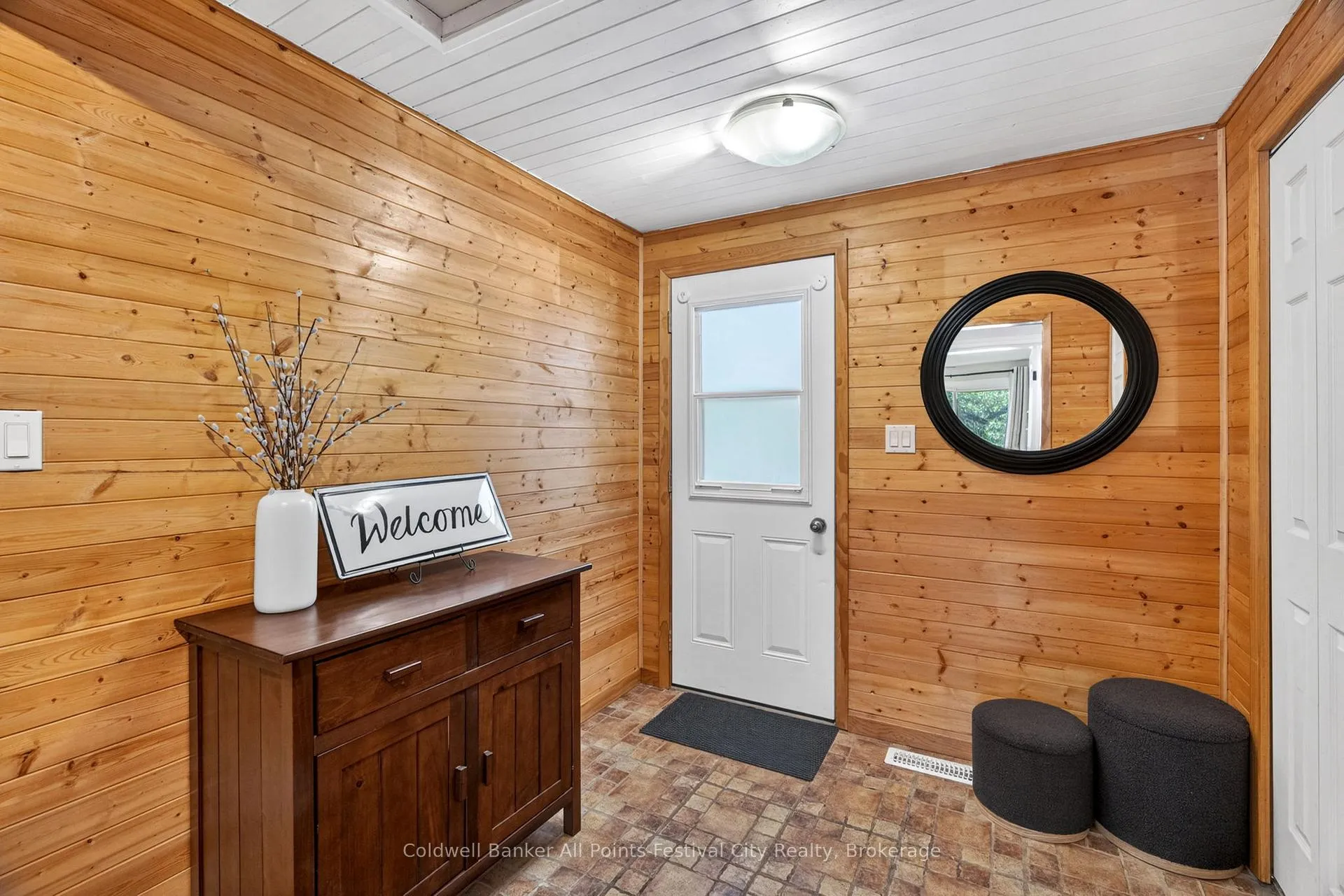Photo 17 of 398 Townsend Street, Central Huron, Clinton — HOMEH