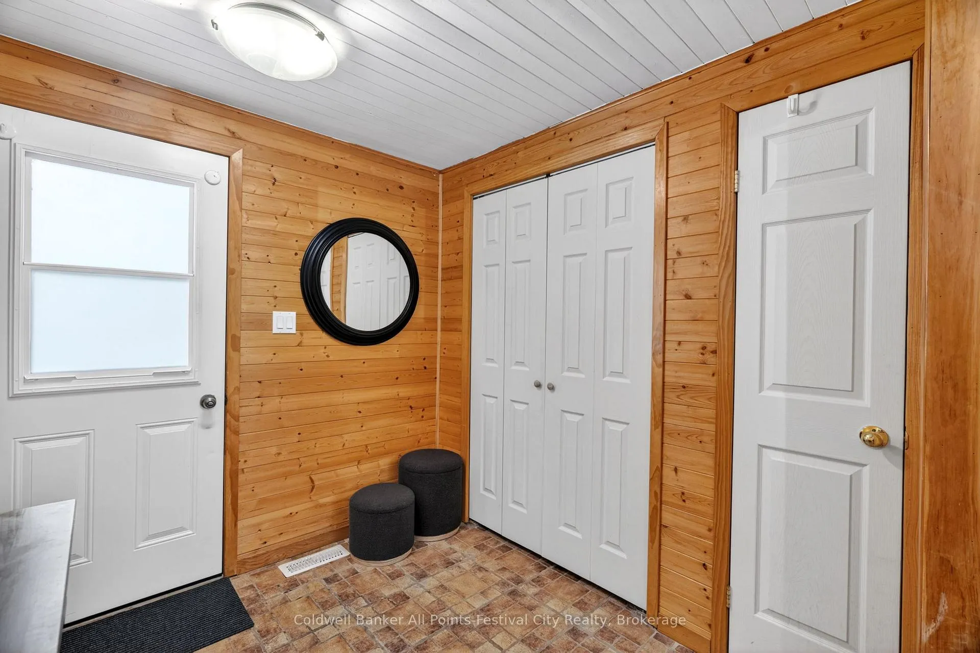 Photo 18 of 398 Townsend Street, Central Huron, Clinton — HOMEH
