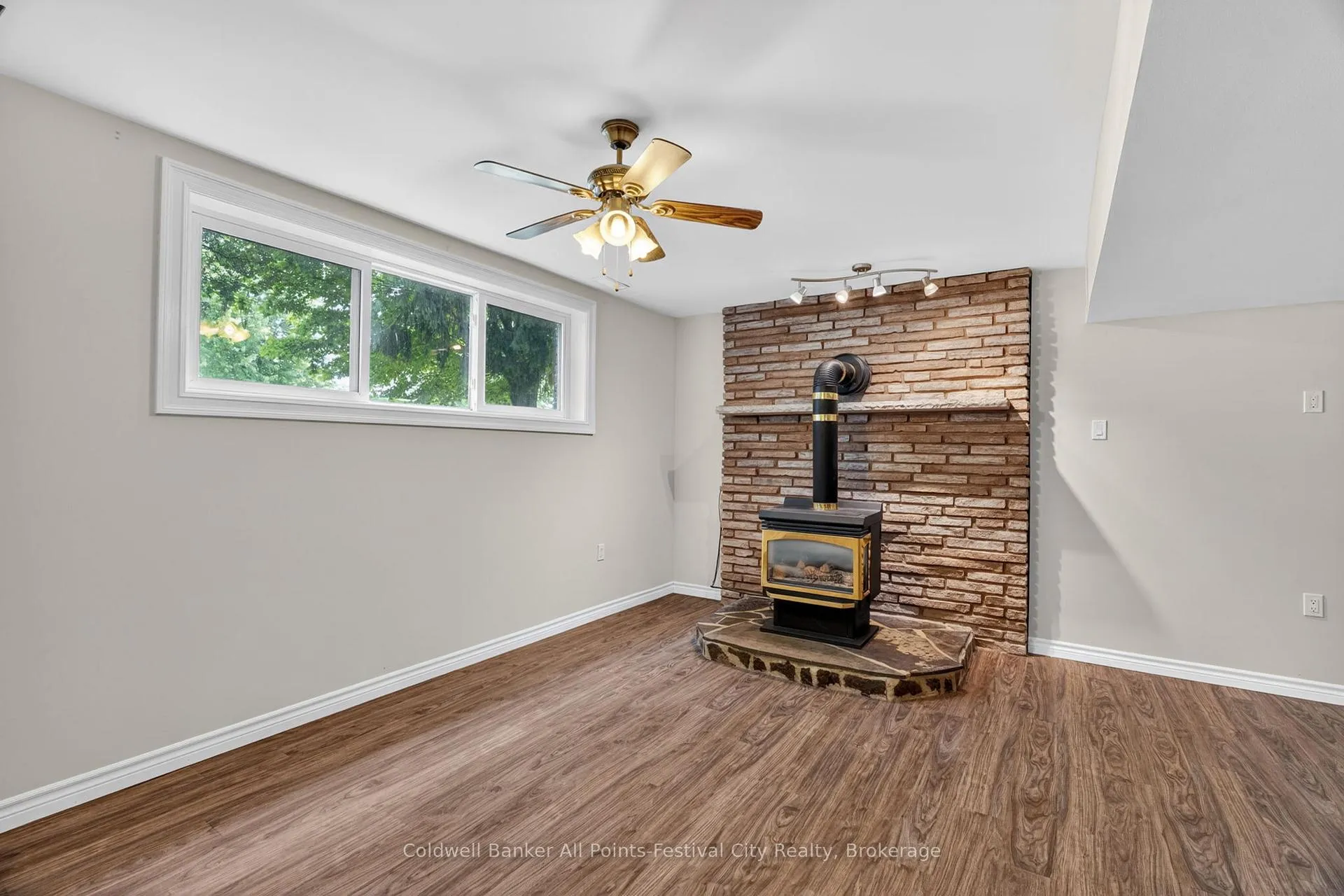 Photo 26 of 398 Townsend Street, Central Huron, Clinton — HOMEH