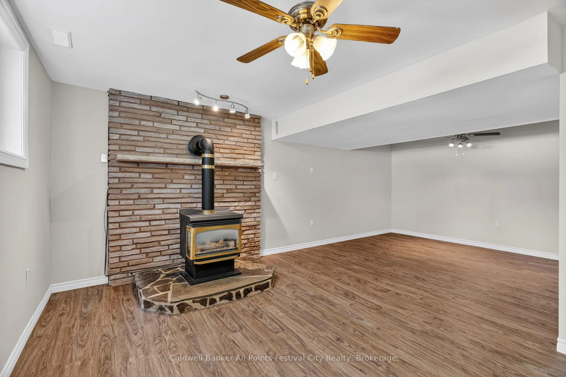 Photo 27 of 398 Townsend Street, Central Huron, Clinton — HOMEH
