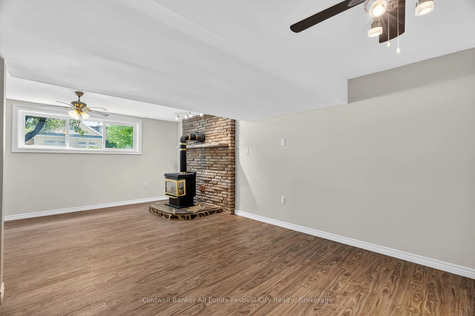 Photo 28 of 398 Townsend Street, Central Huron, Clinton — HOMEH