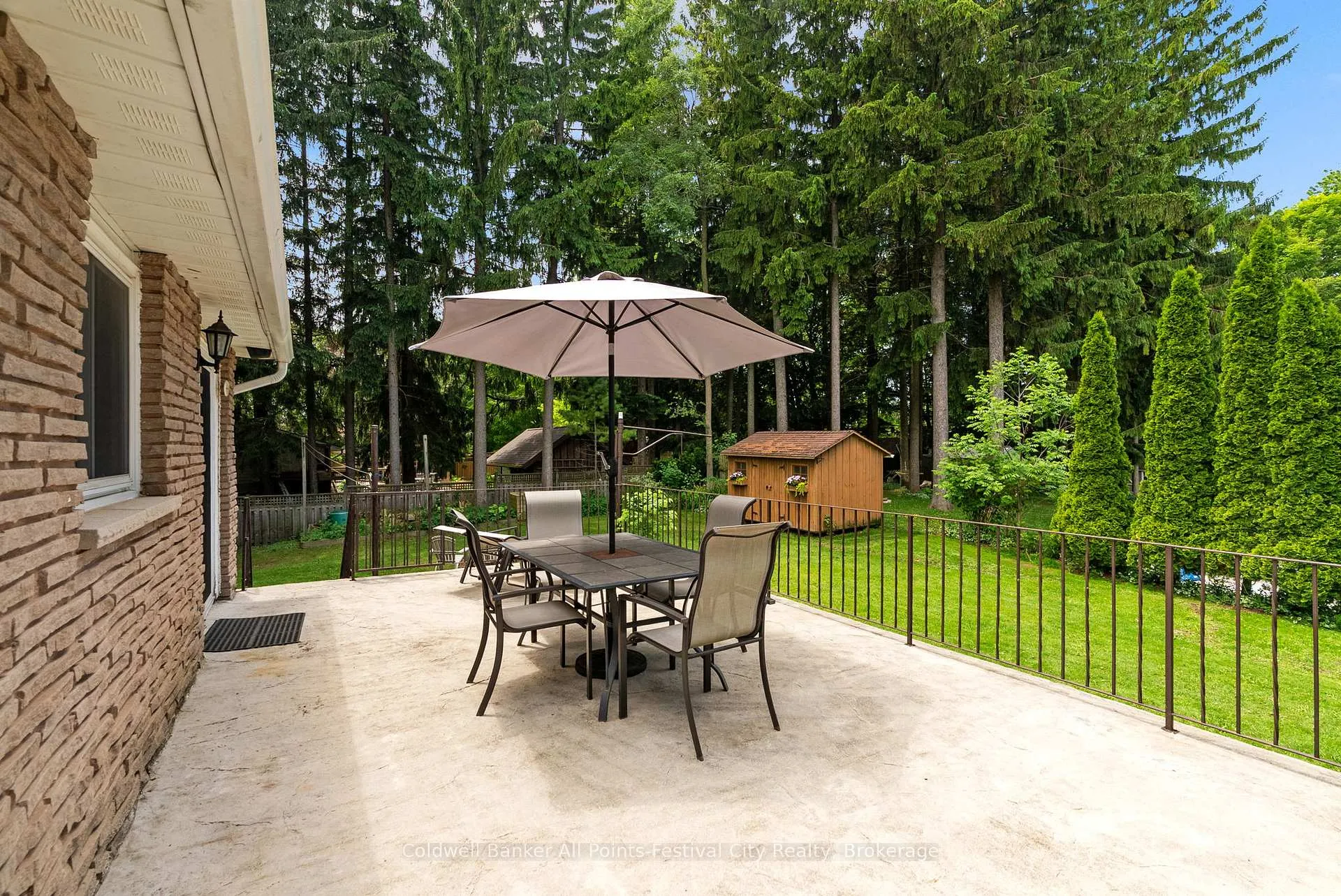Photo 43 of 398 Townsend Street, Central Huron, Clinton — HOMEH