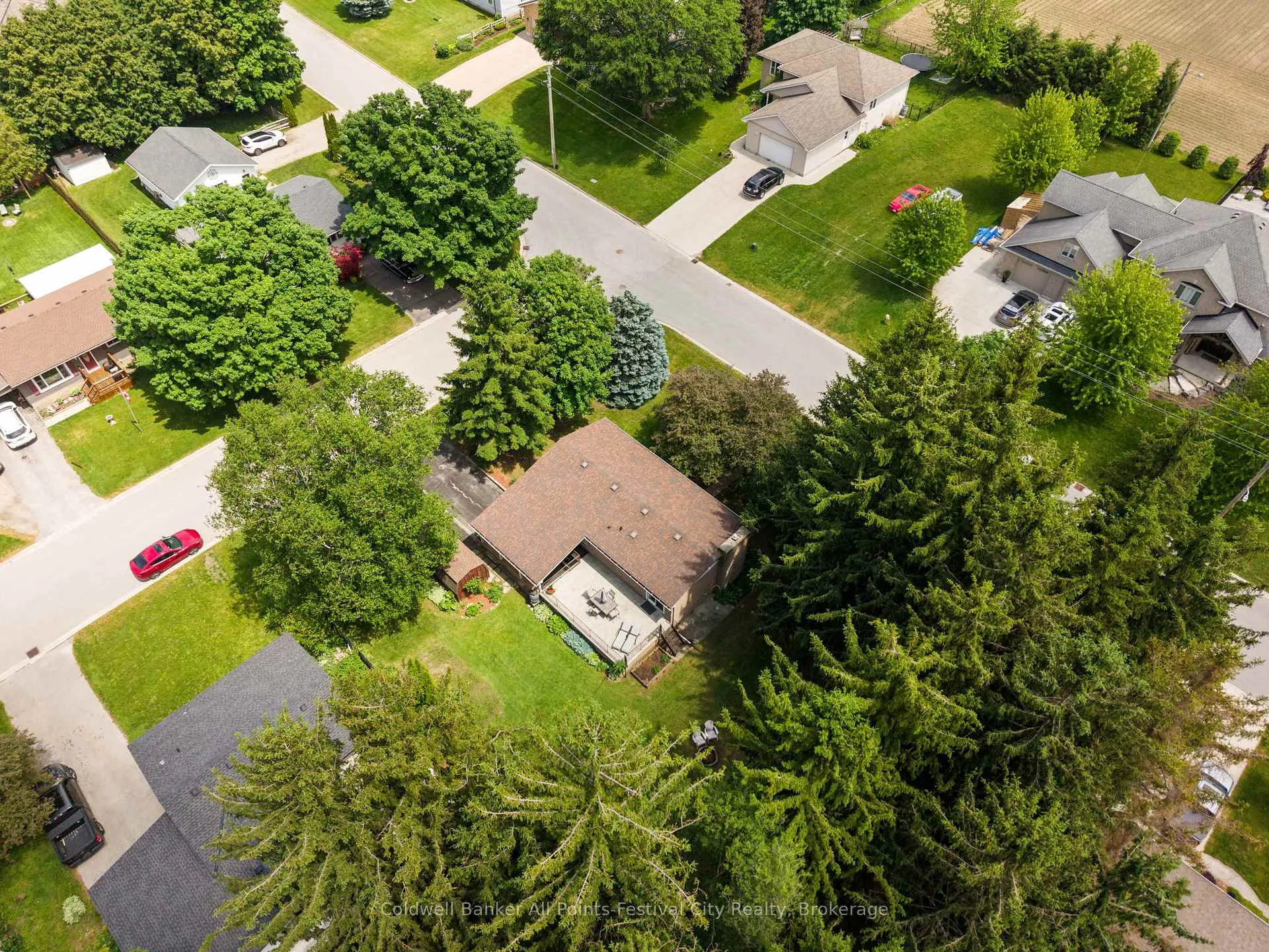 Photo 47 of 398 Townsend Street, Central Huron, Clinton — HOMEH