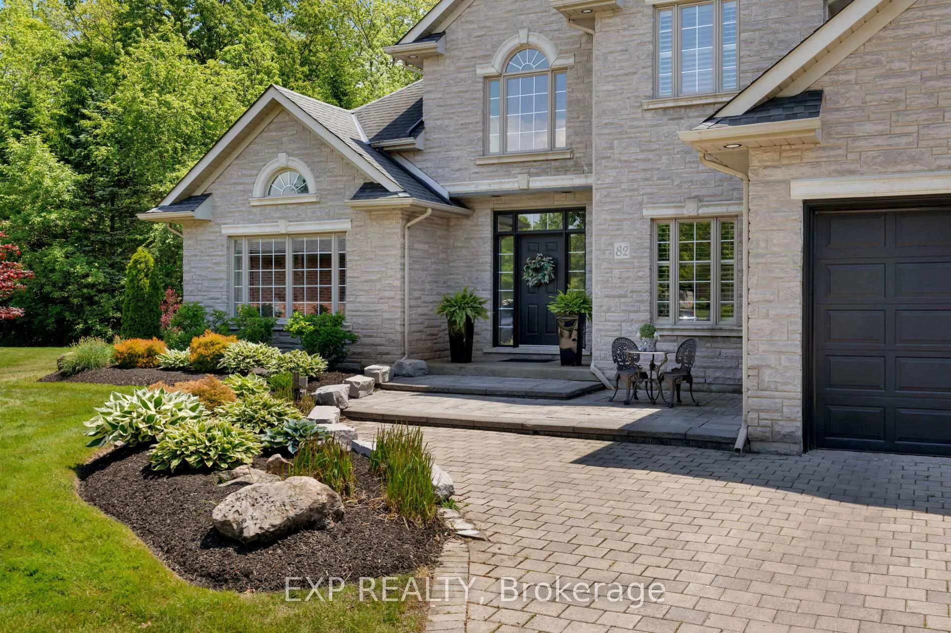 Photo 3 of 82 Kunda Park Boulevard, Pelham, Fonthill — HOMEH