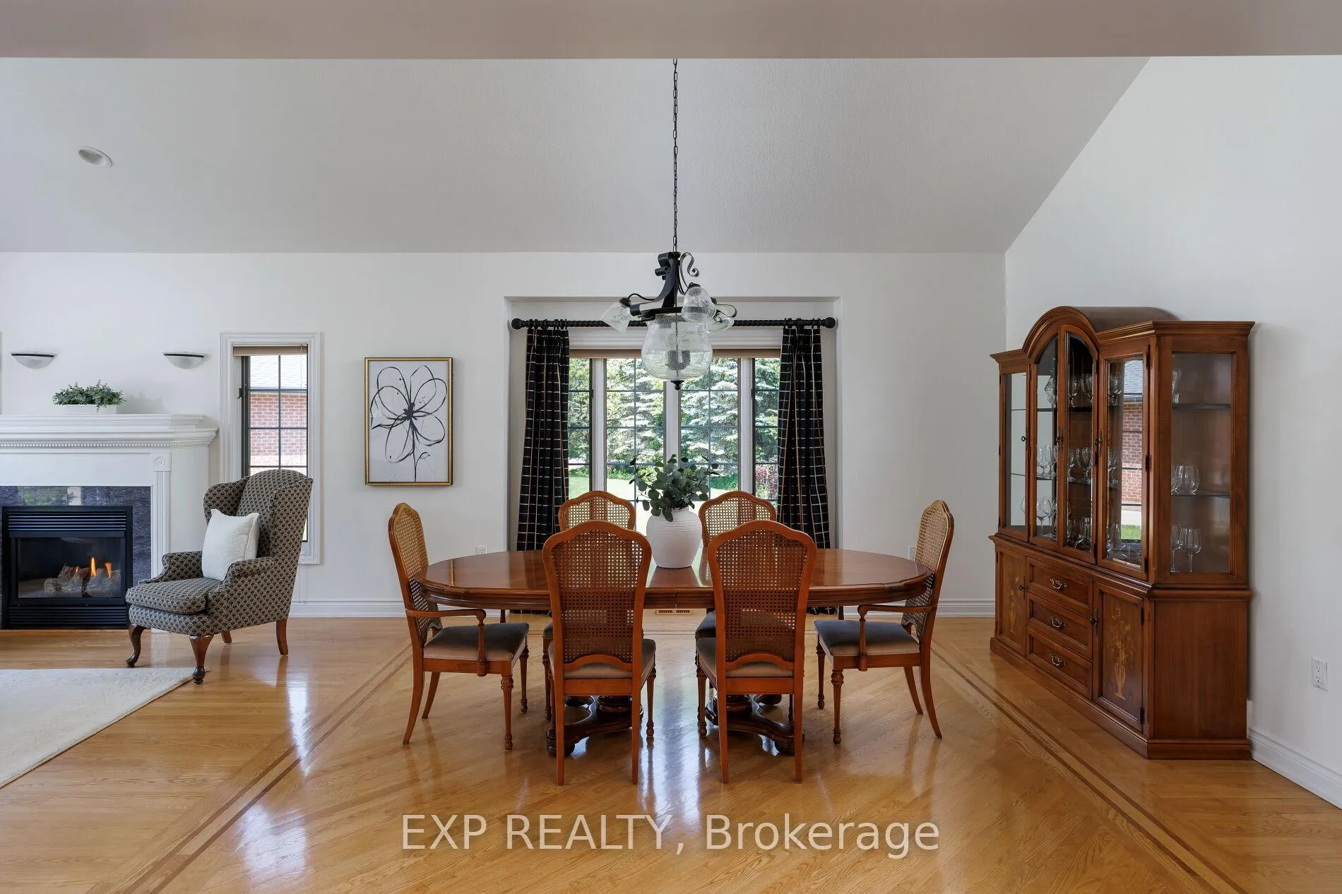 Photo 12 of 82 Kunda Park Boulevard, Pelham, Fonthill — HOMEH