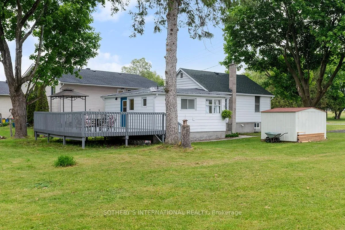 Photo 10 of 172 Queen Street, Smiths Falls — HOMEH