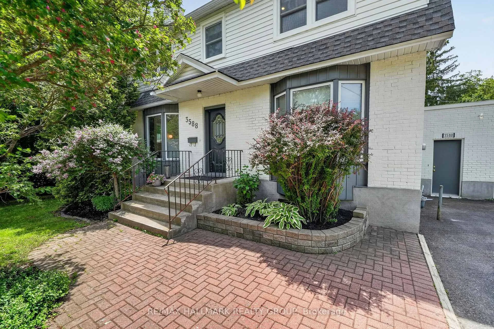 Photo 3 of 3588 Albion Road, Ottawa, Emerald Woods/Sawmill Creek — HOMEH