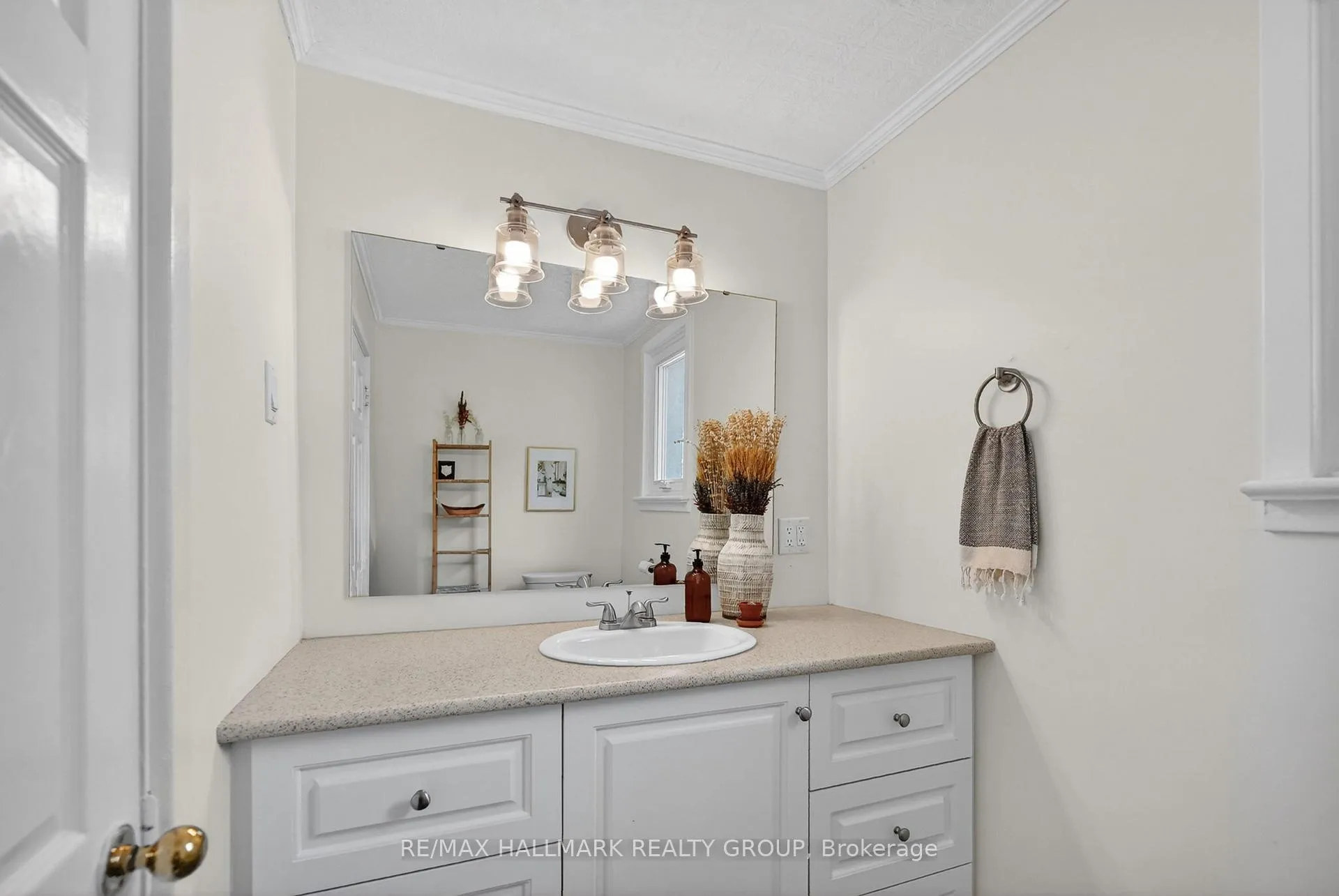 Photo 18 of 3588 Albion Road, Ottawa, Emerald Woods/Sawmill Creek — HOMEH