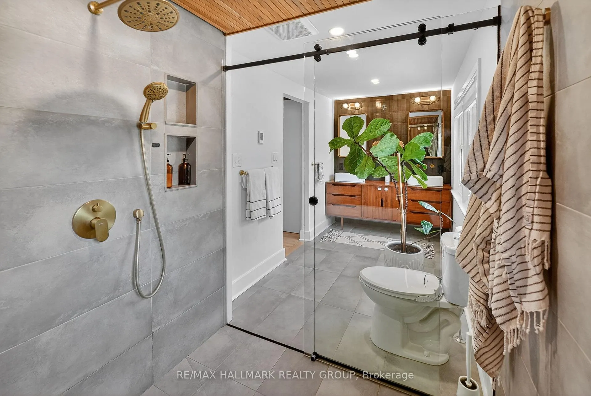 Photo 27 of 3588 Albion Road, Ottawa, Emerald Woods/Sawmill Creek — HOMEH