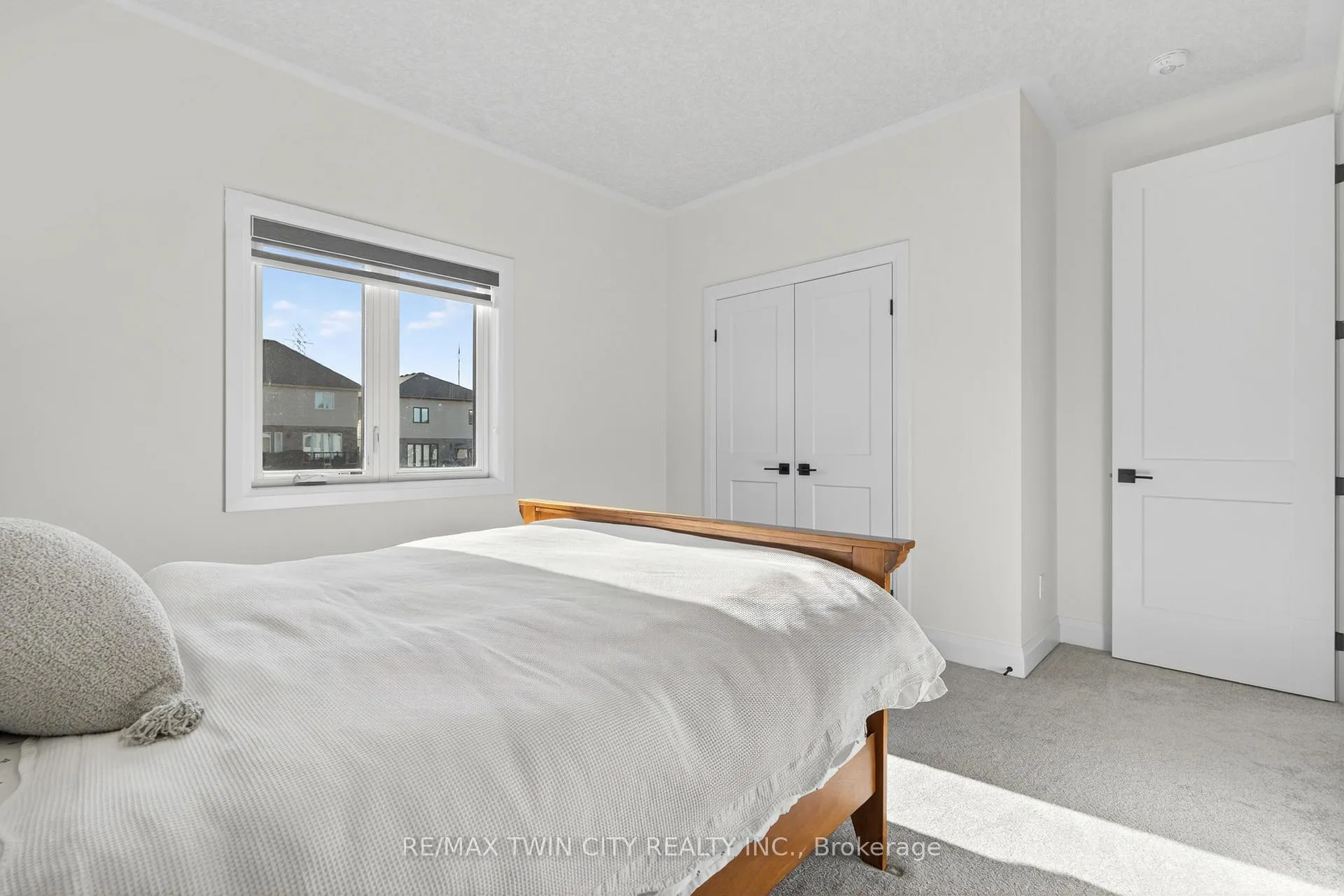 Photo 31 of 296 Raspberry Place, Waterloo, Columbia Forest/Clair Hills — HOMEH