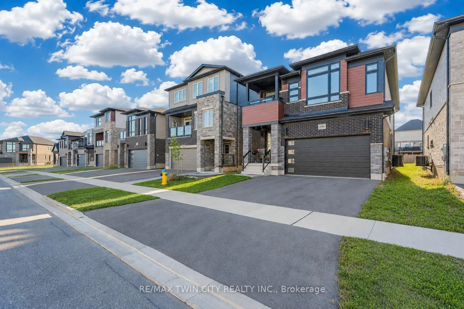 Photo 40 of 296 Raspberry Place, Waterloo, Columbia Forest/Clair Hills — HOMEH