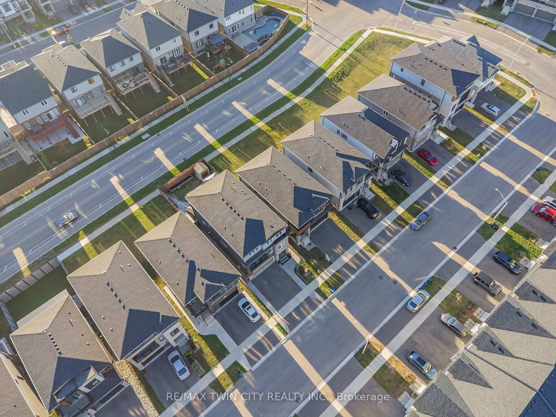 Photo 41 of 296 Raspberry Place, Waterloo, Columbia Forest/Clair Hills — HOMEH