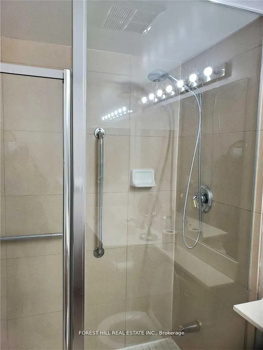 Photo 12 of Unit 812, 8 Covington Road, Toronto, Englemount-Lawrence — HOMEH
