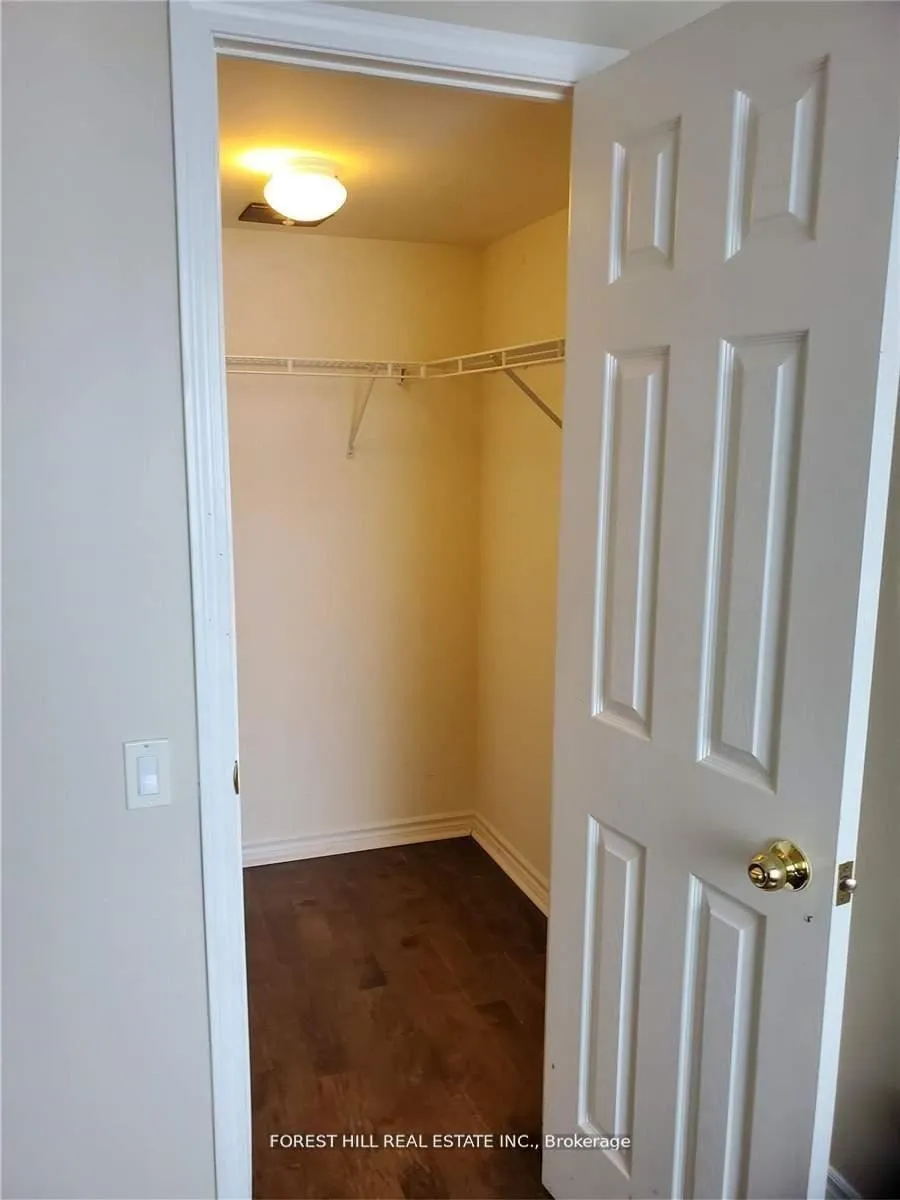 Photo 13 of Unit 812, 8 Covington Road, Toronto, Englemount-Lawrence — HOMEH