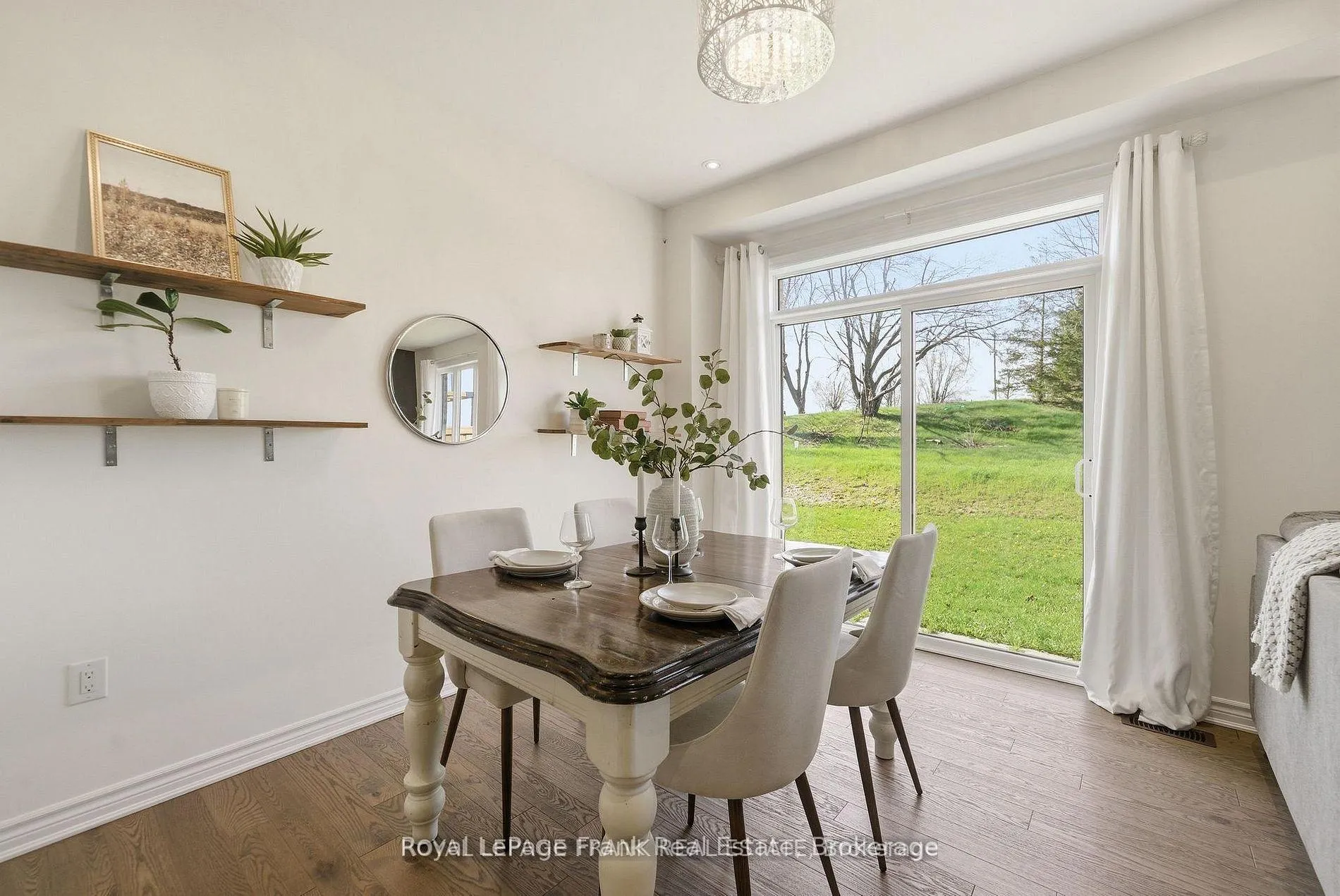 Photo 13 of 15 Highlands Boulevard, Cavan Monaghan, Cavan Twp — HOMEH