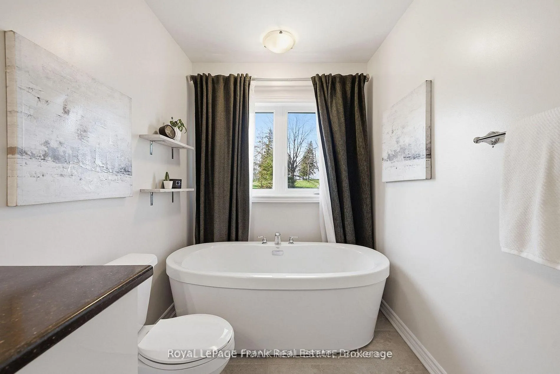 Photo 18 of 15 Highlands Boulevard, Cavan Monaghan, Cavan Twp — HOMEH