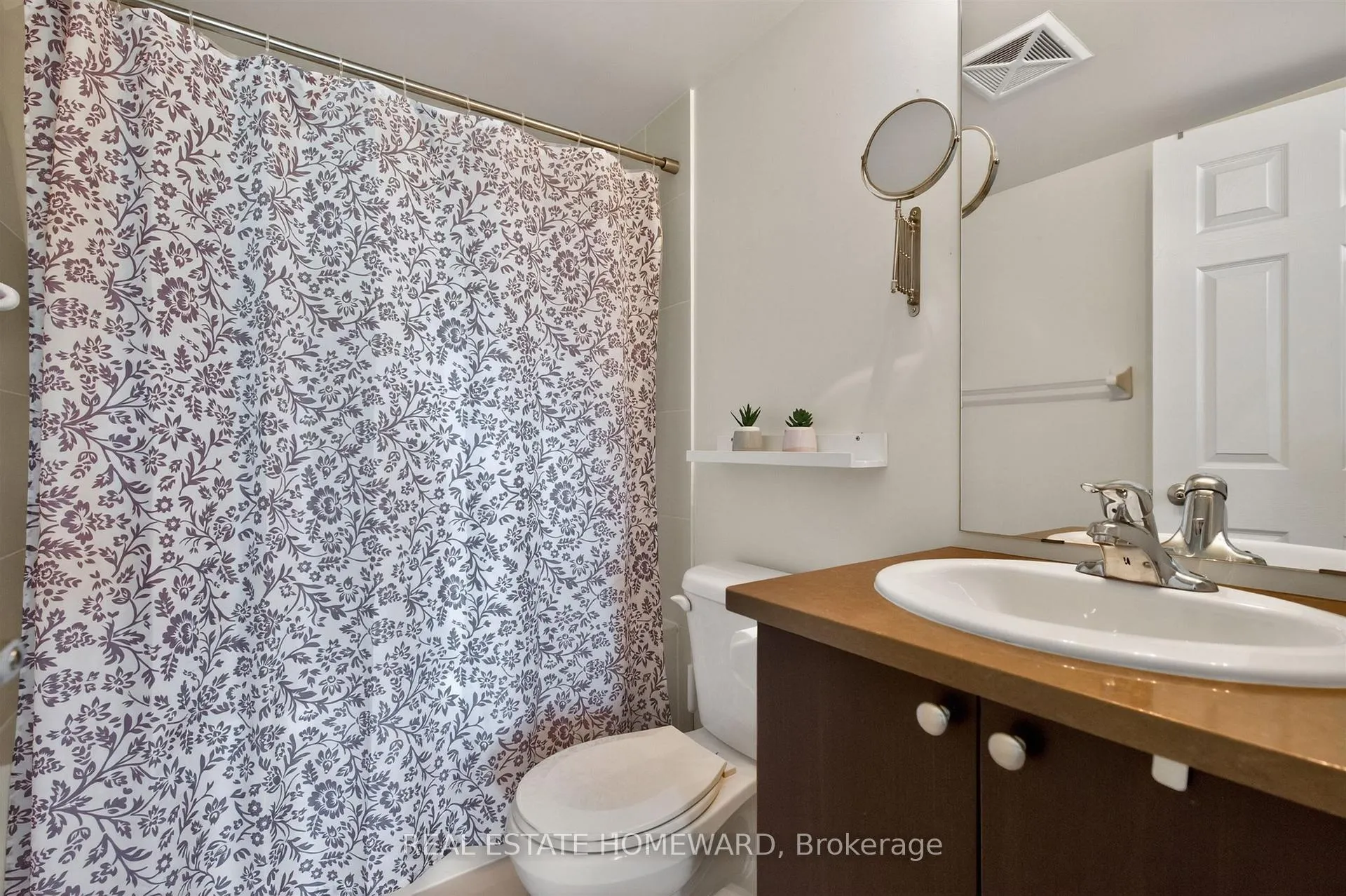 Photo 13 of Unit 518, 25 Lower Simcoe Street, Toronto, Waterfront Communities — HOMEH