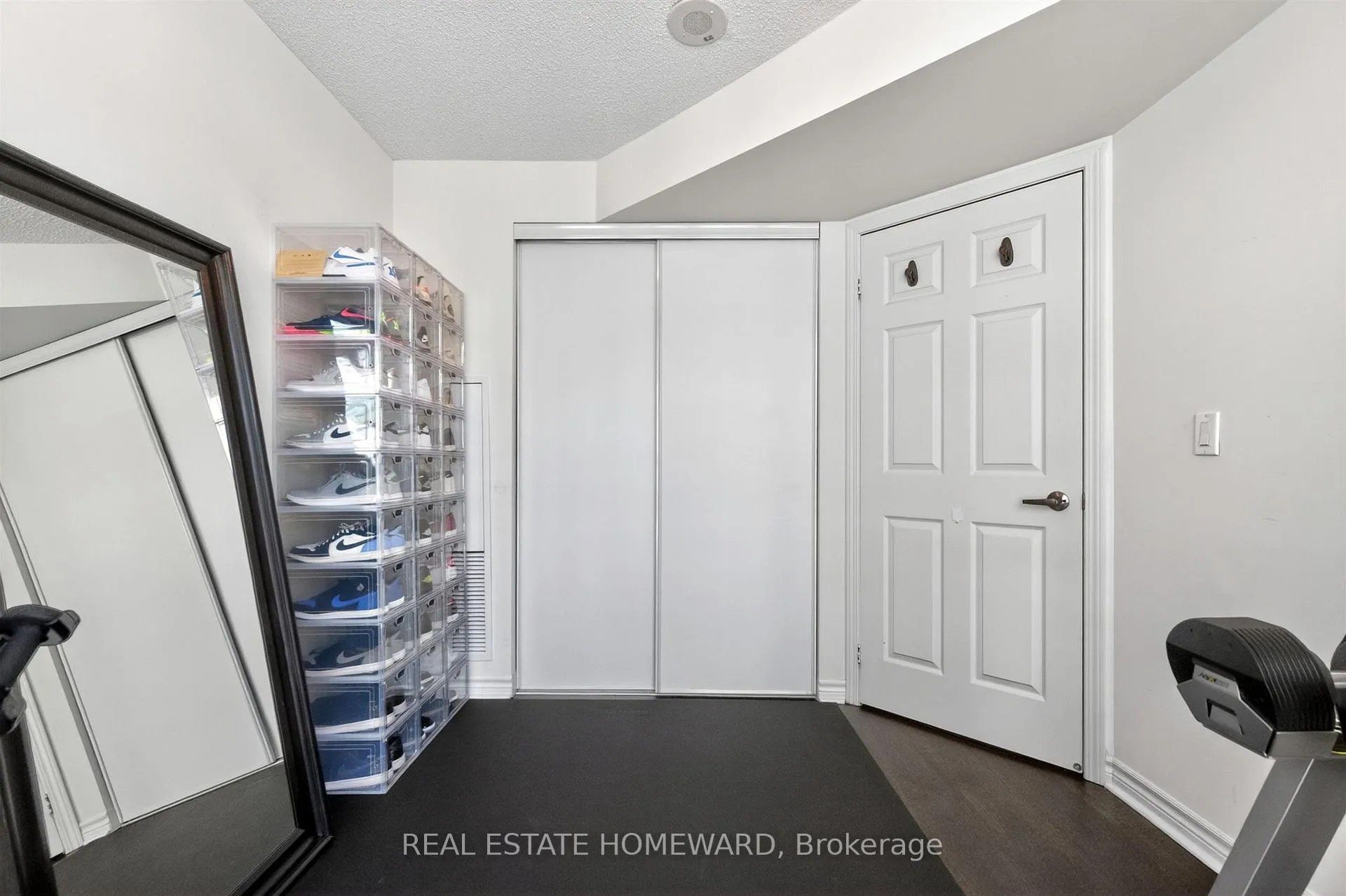 Photo 15 of Unit 518, 25 Lower Simcoe Street, Toronto, Waterfront Communities — HOMEH