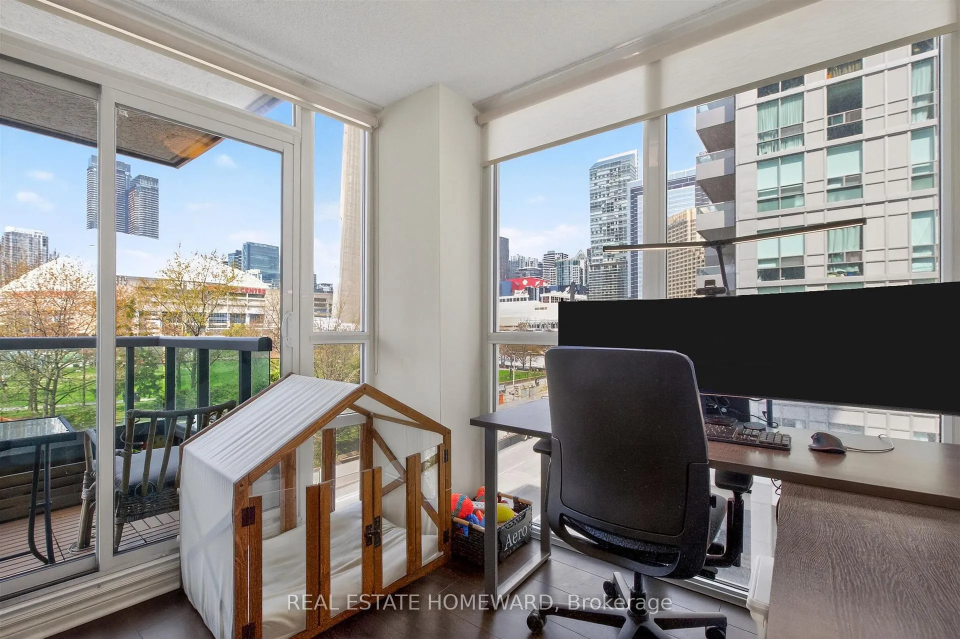 Photo 17 of Unit 518, 25 Lower Simcoe Street, Toronto, Waterfront Communities — HOMEH