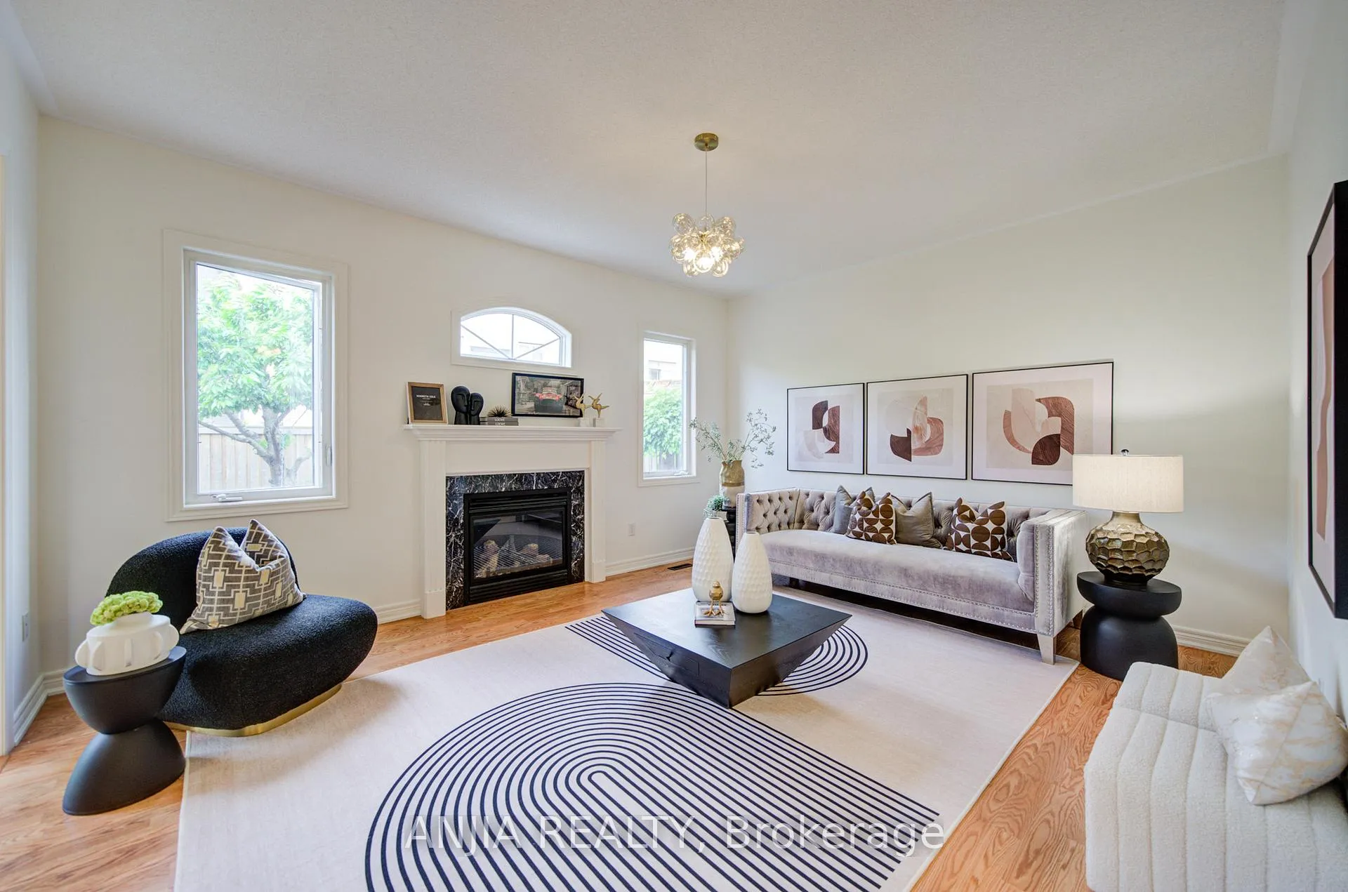 Photo 5 of 4 Willow Street, Markham, Wismer — HOMEH