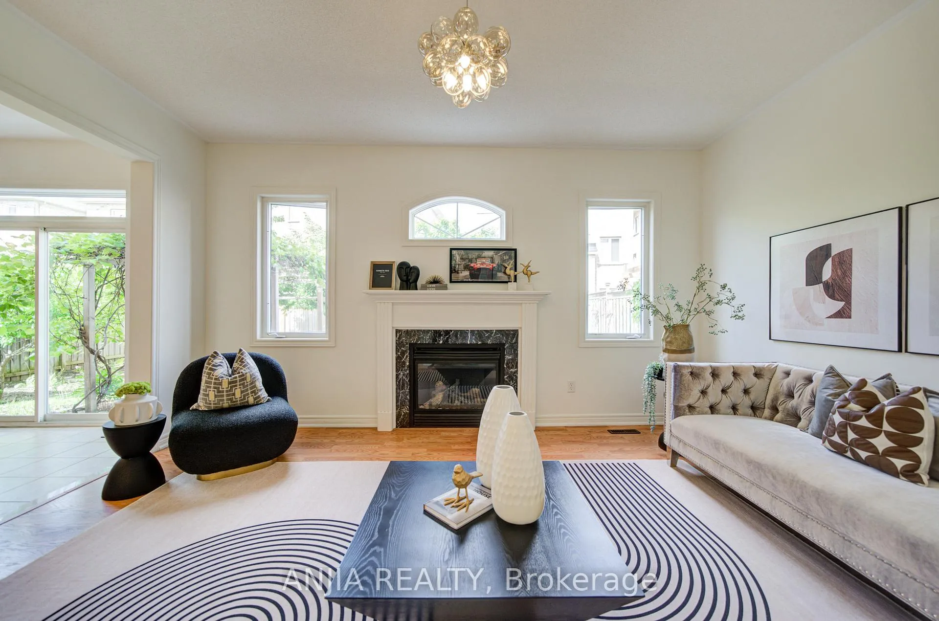 Photo 6 of 4 Willow Street, Markham, Wismer — HOMEH