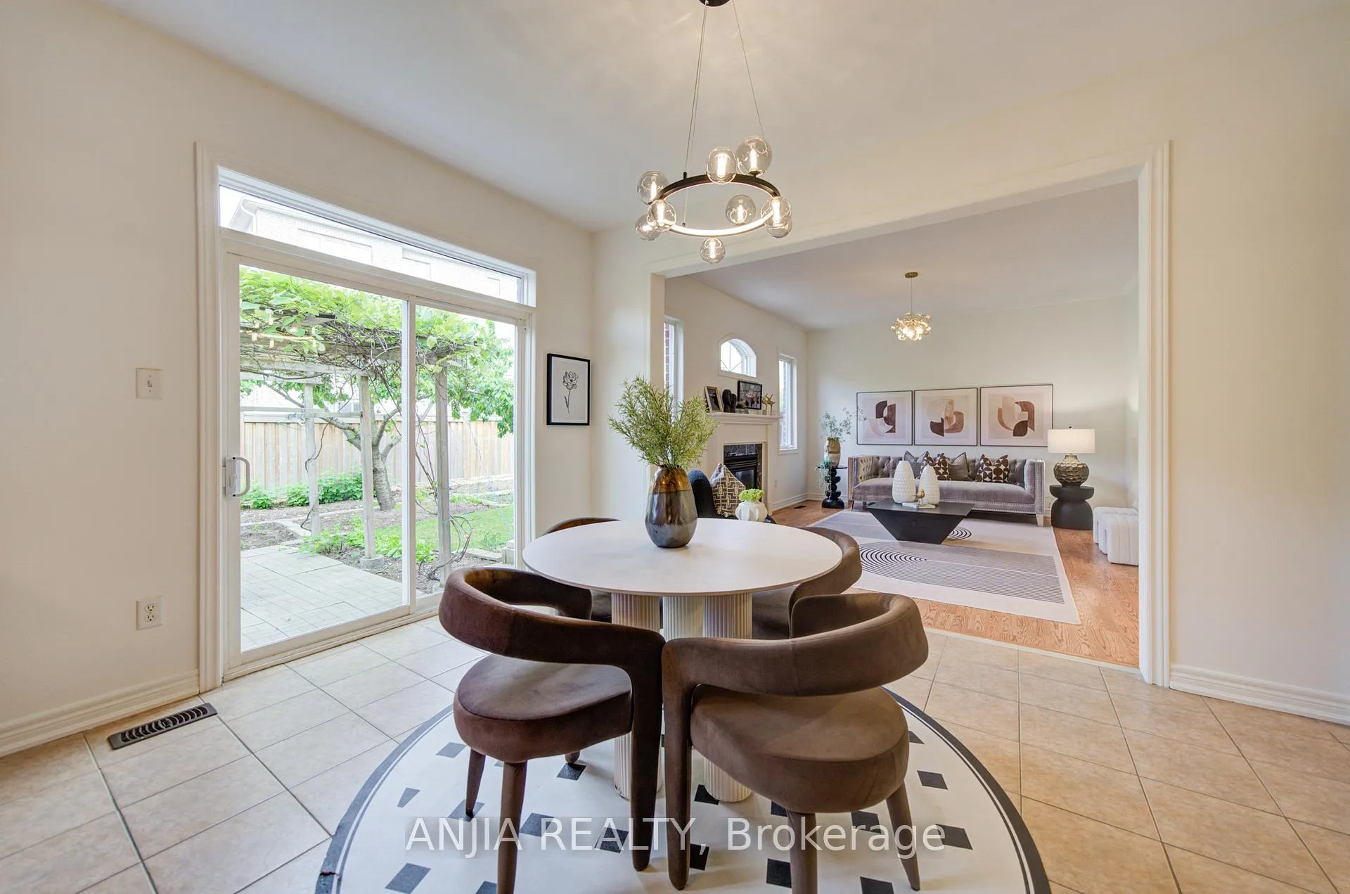 Photo 12 of 4 Willow Street, Markham, Wismer — HOMEH