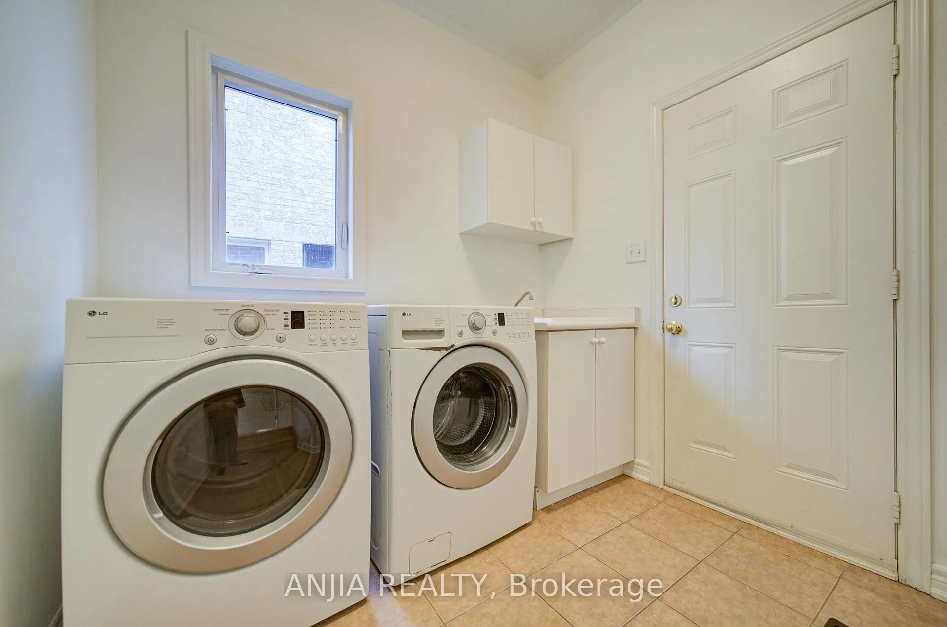 Photo 22 of 4 Willow Street, Markham, Wismer — HOMEH