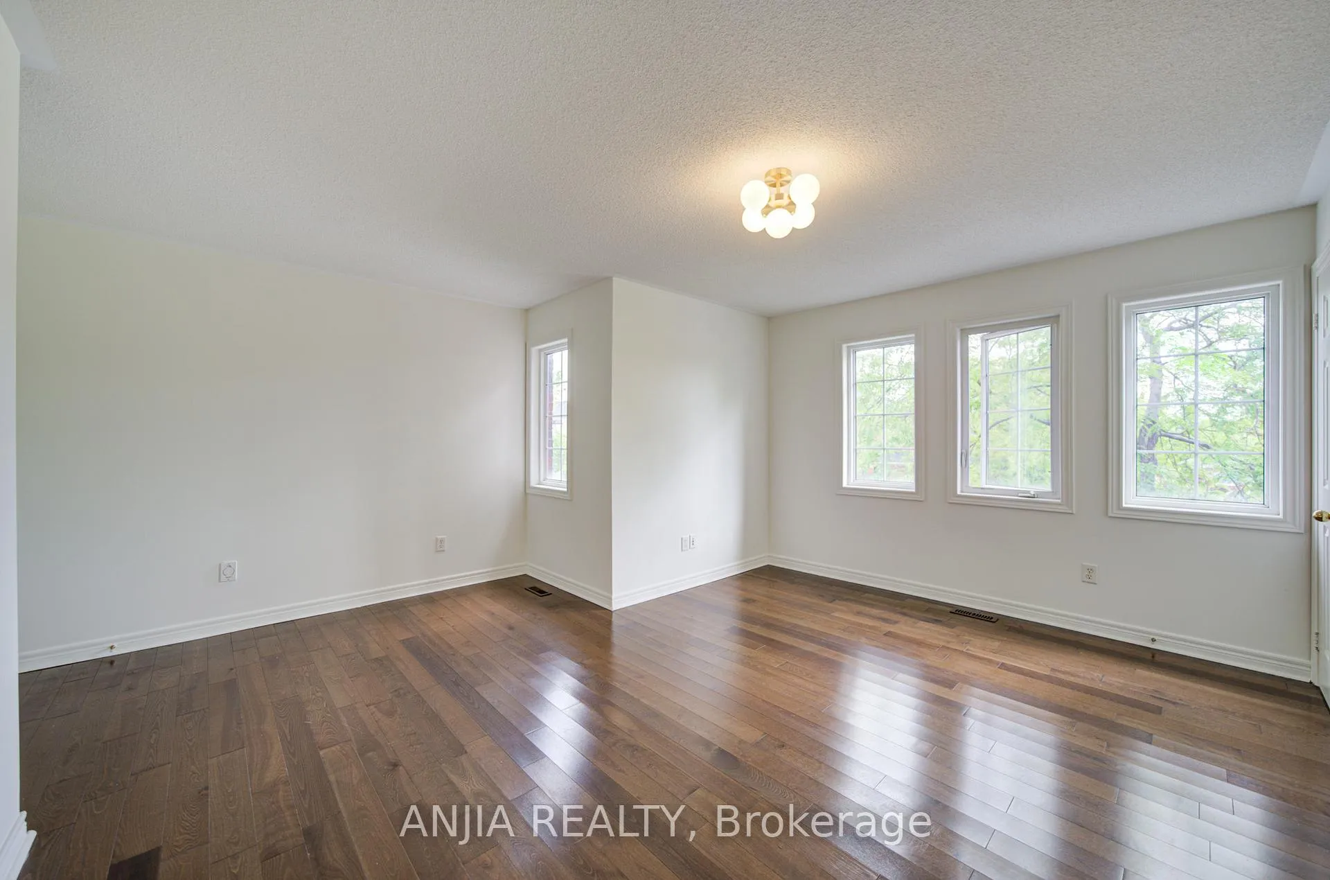 Photo 32 of 4 Willow Street, Markham, Wismer — HOMEH