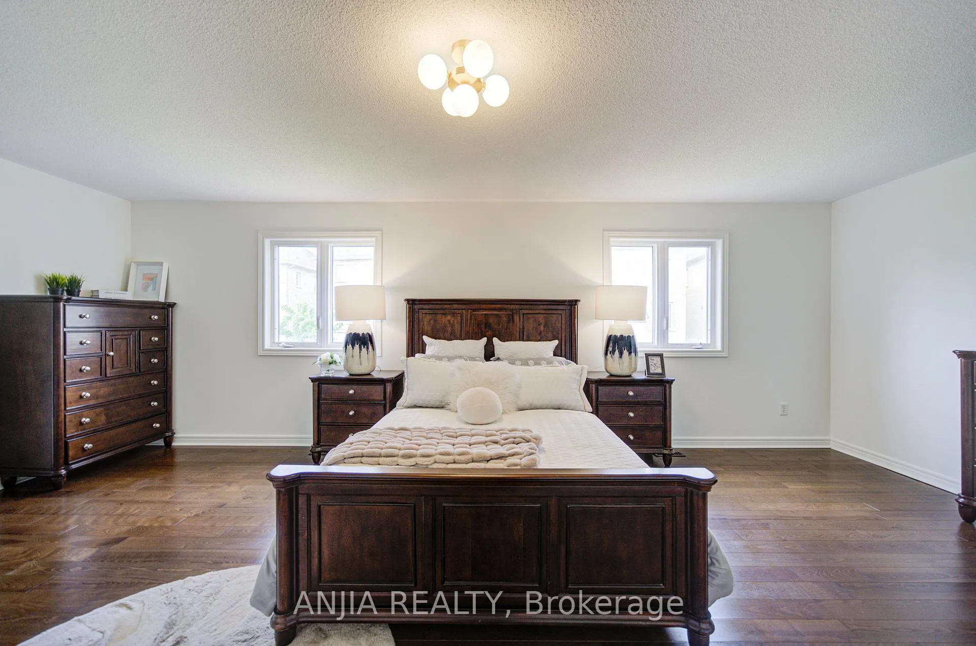 Photo 38 of 4 Willow Street, Markham, Wismer — HOMEH